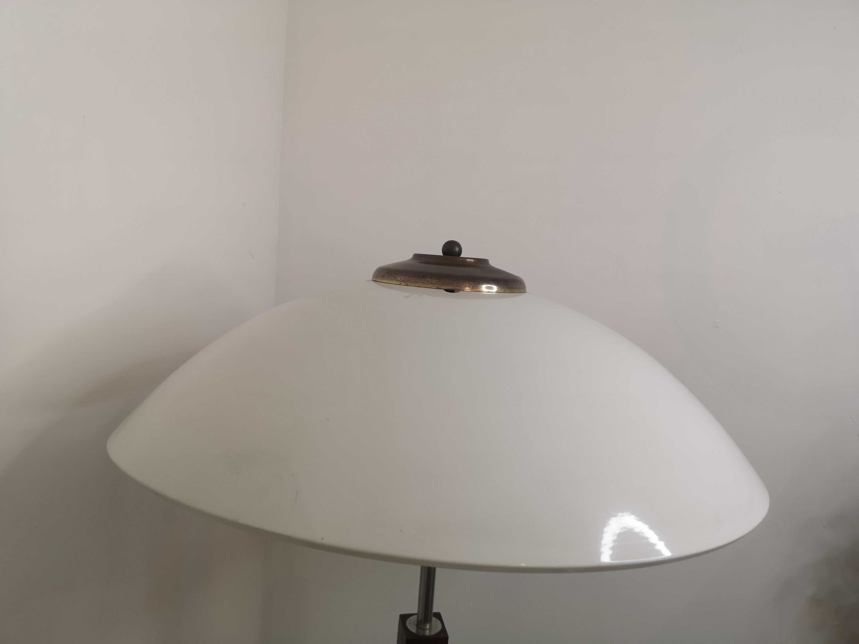 Scandinavian design desk or table  lamp For Sale 3