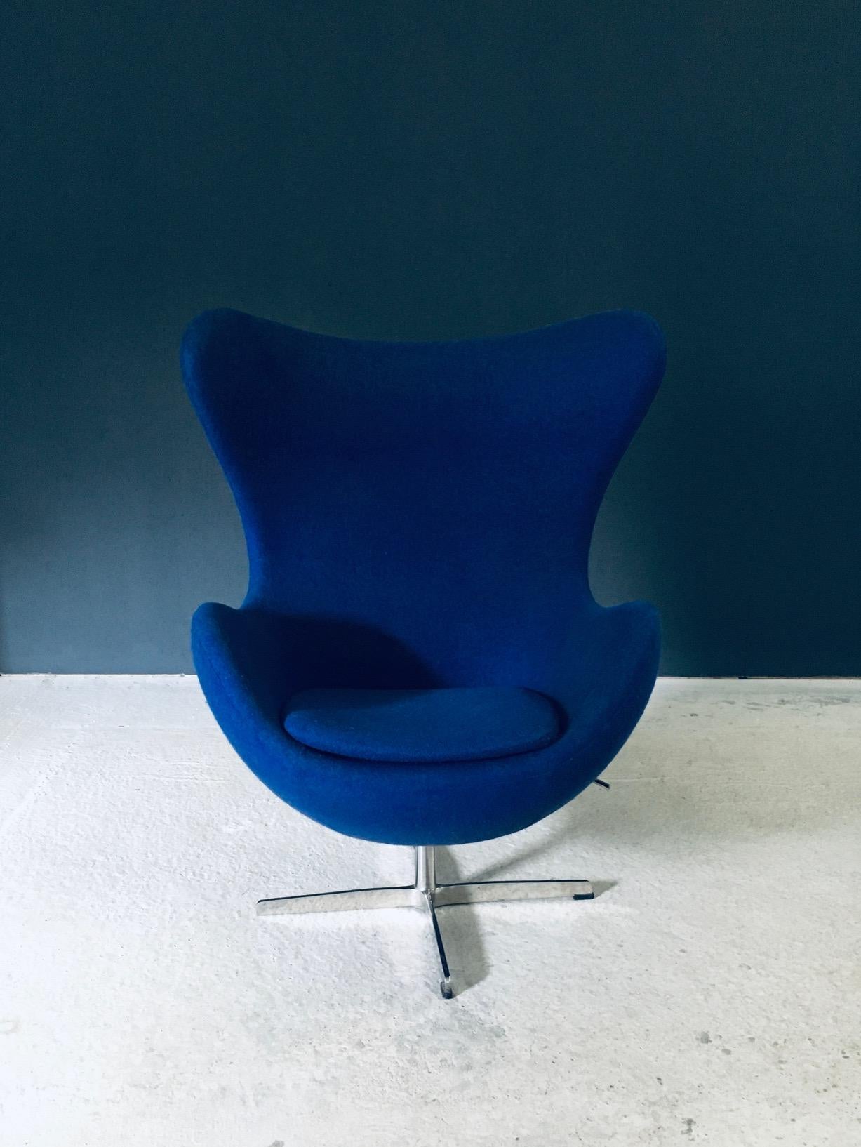 Danois Scandinavian Design Egg Chair by Arne Jacobsen, Denmark 1970's en vente