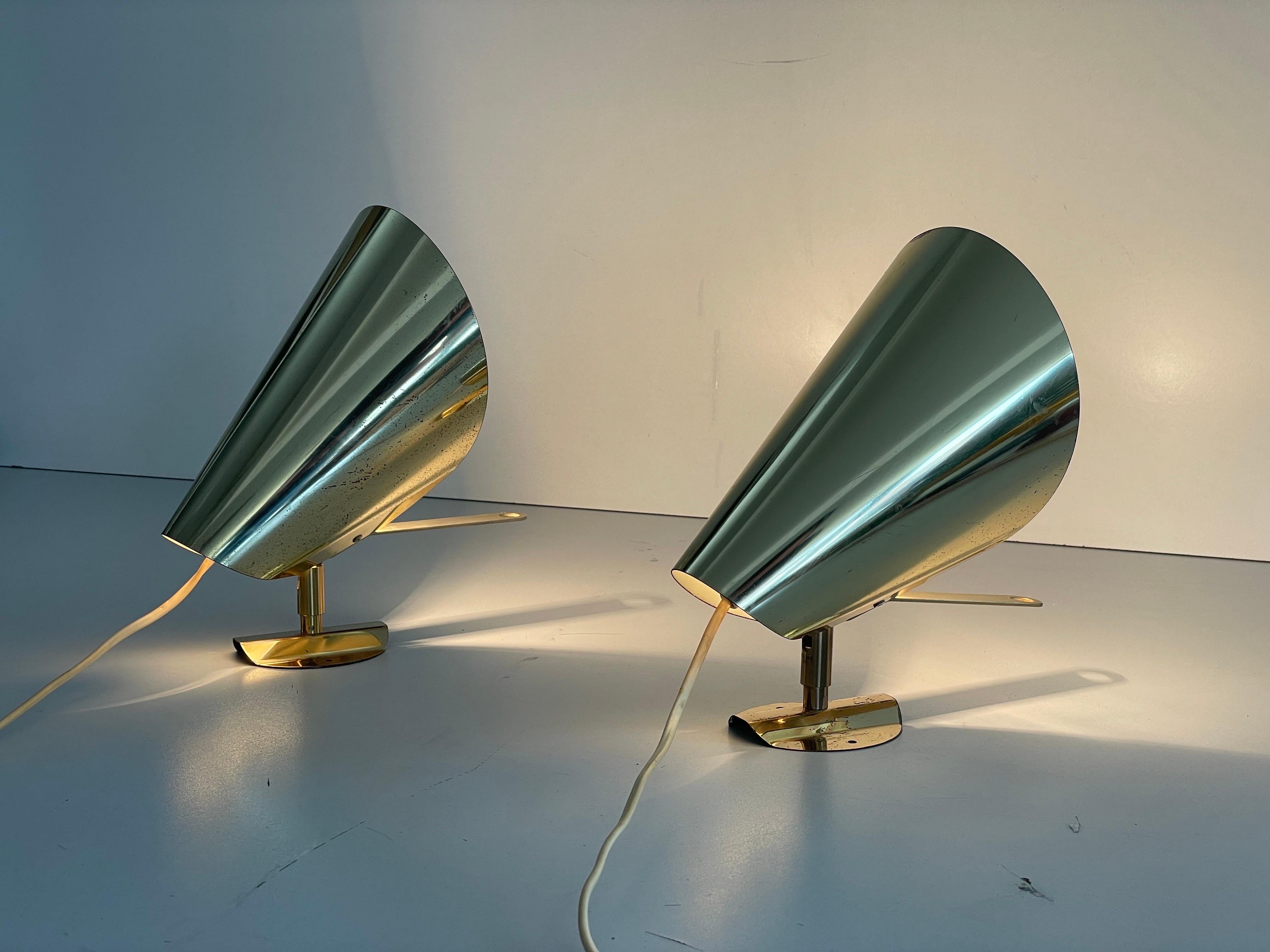 Pareja de apliques de metal dorado de diseño escandinavo, años 70, Suecia en venta 9