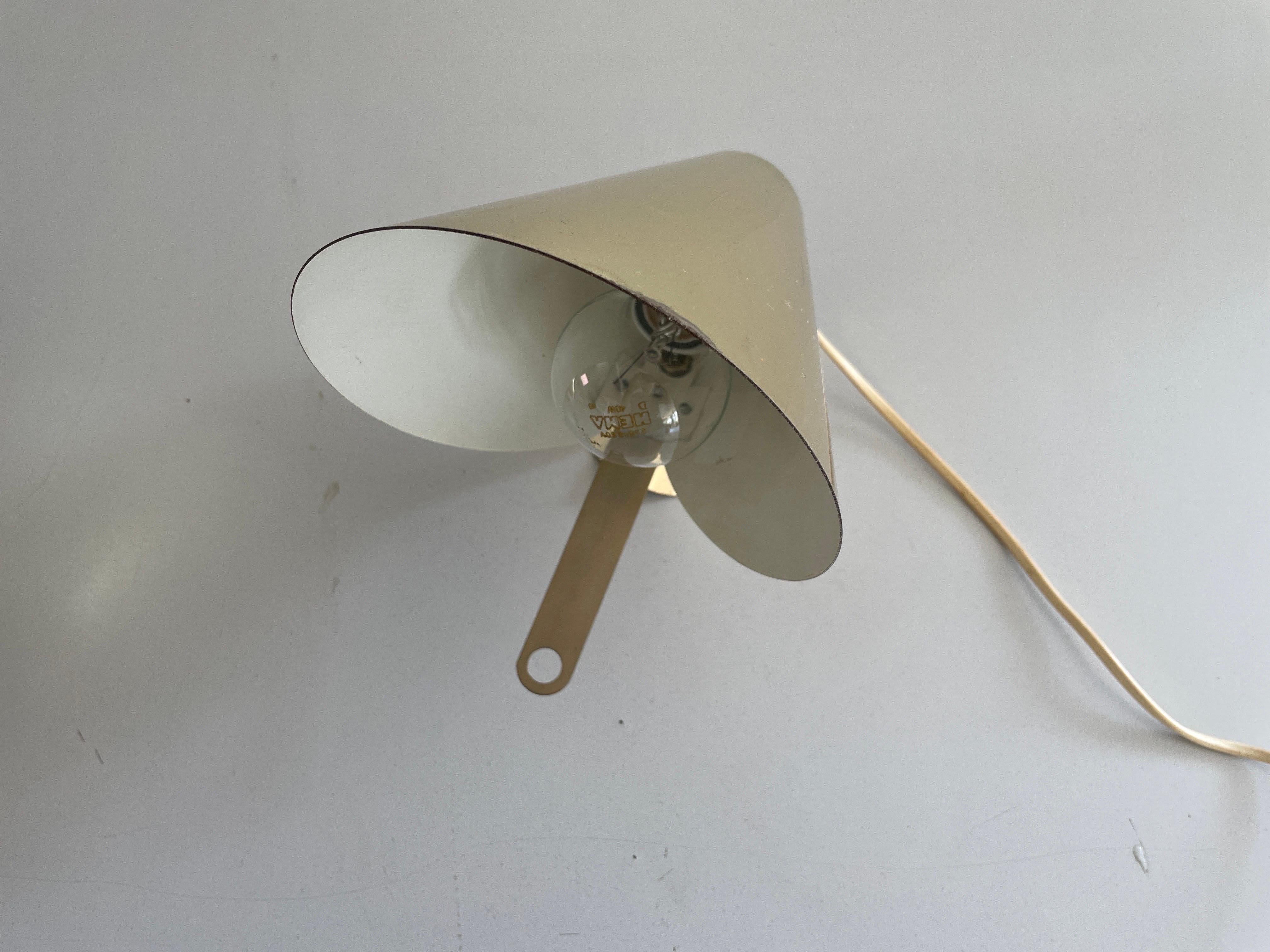 Pareja de apliques de metal dorado de diseño escandinavo, años 70, Suecia en venta 2