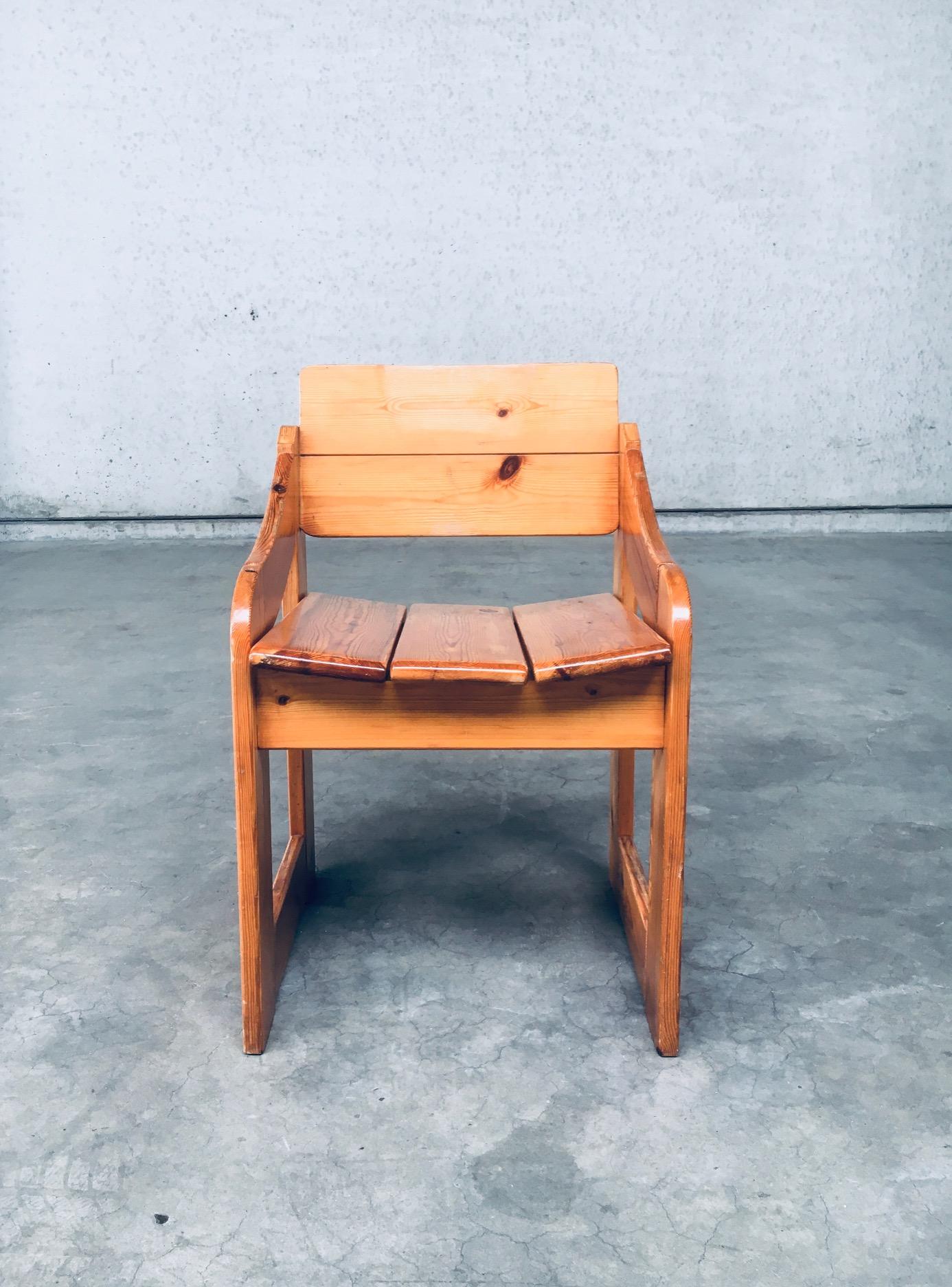 Scandinavian Design Pine Side Chair set, Sweden 1960's For Sale 2