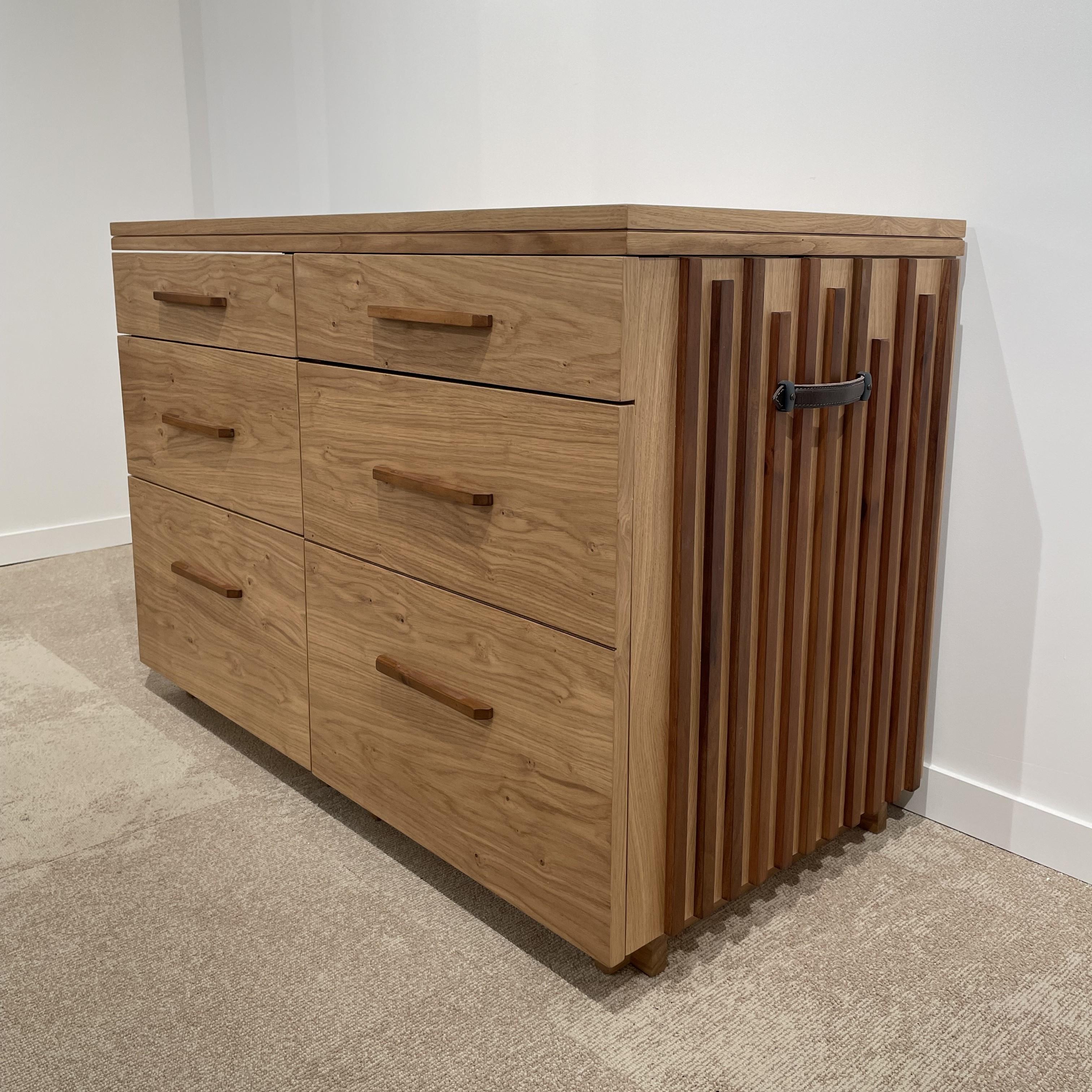 Scandinavian Design Solid Oak And Leather Modular Desk Into A Chest Of Drawers In New Condition In Tourcoing, FR