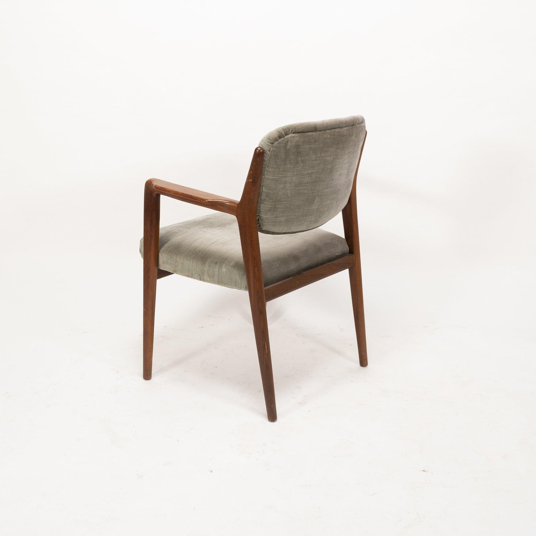 Skandinavischer Design Teakholz-Sessel im Zustand „Gut“ im Angebot in London, GB