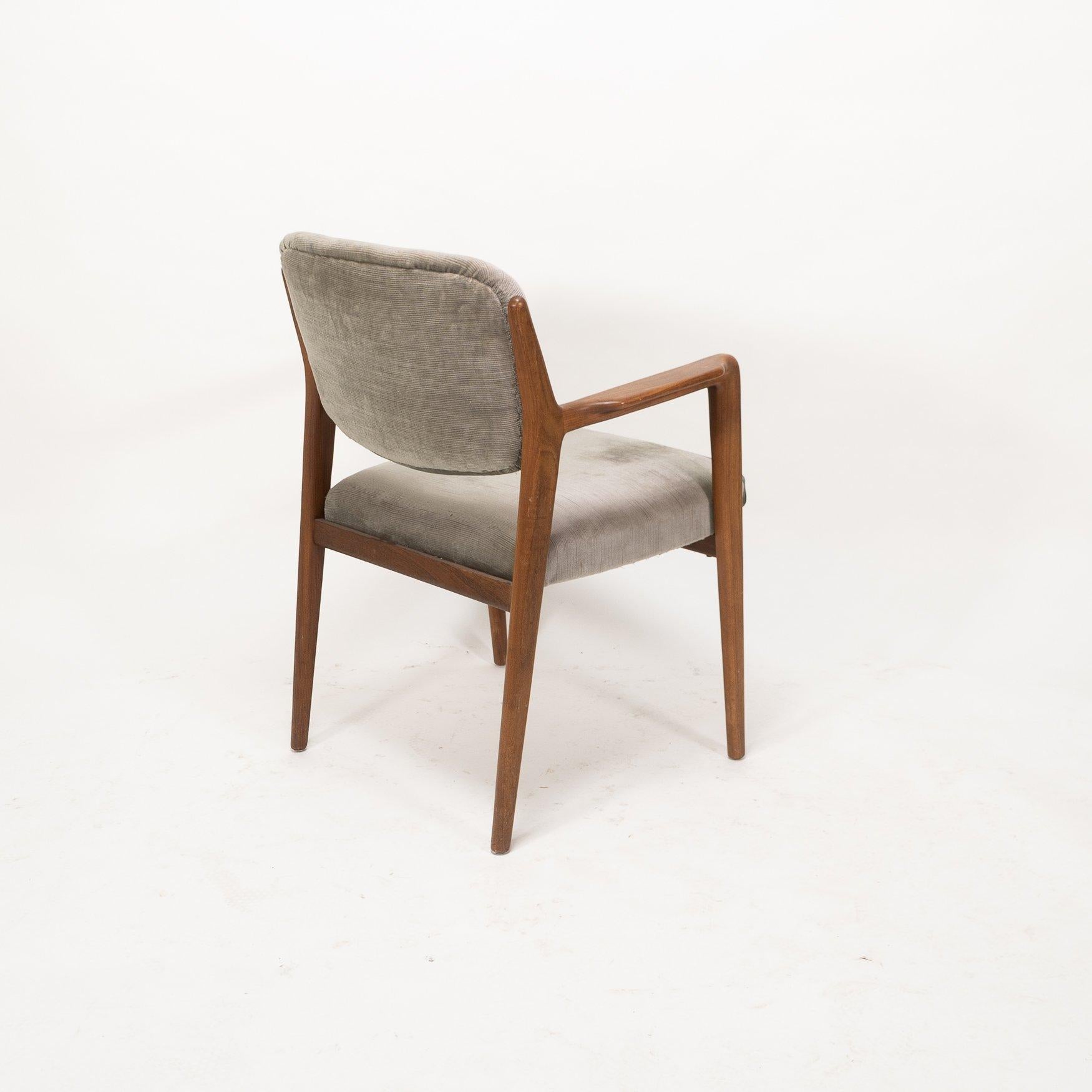 Skandinavischer Design Teakholz-Sessel (Leder) im Angebot