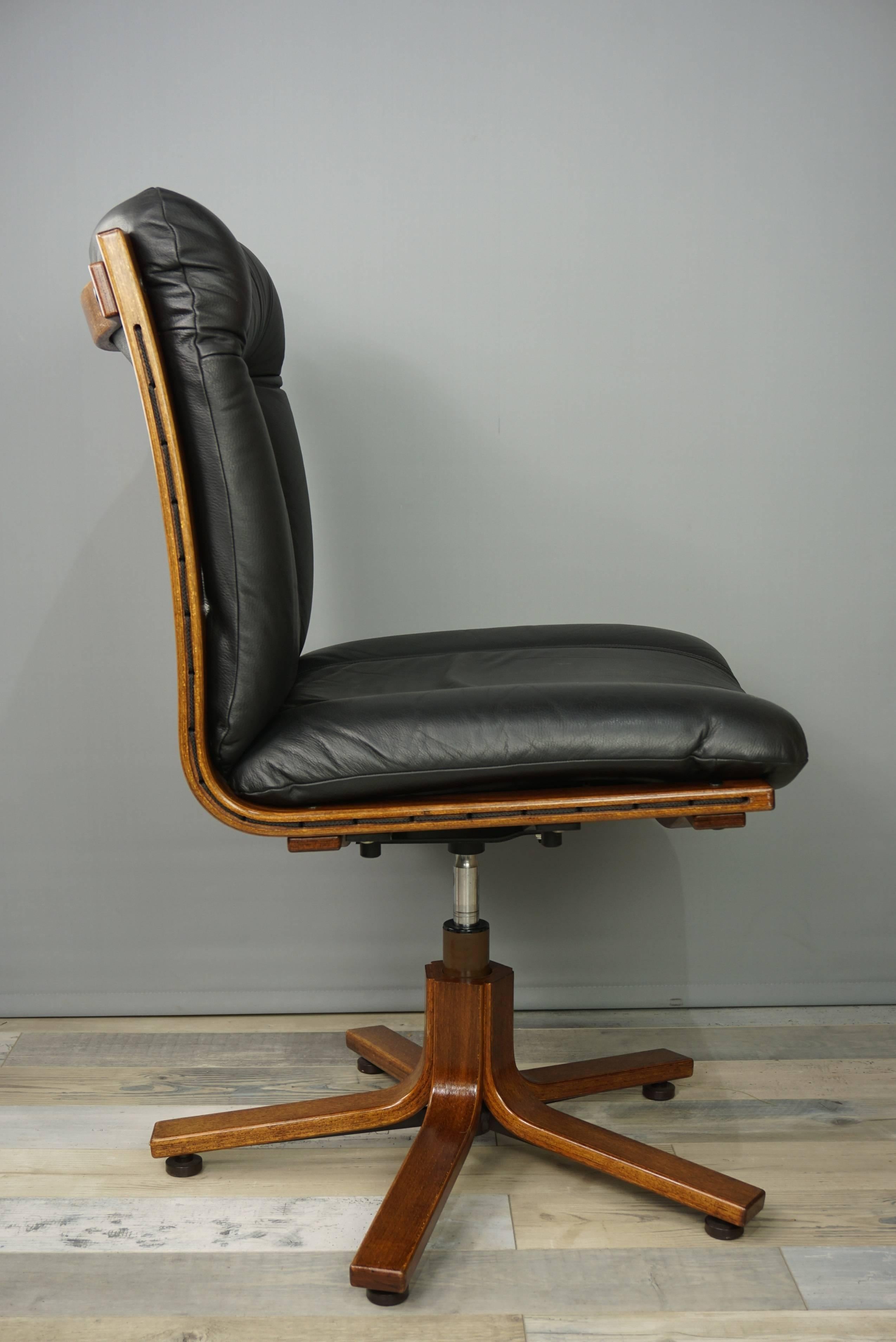 Scandinavian Design Wooden and Black Leather Swivel Office Armchair 9
