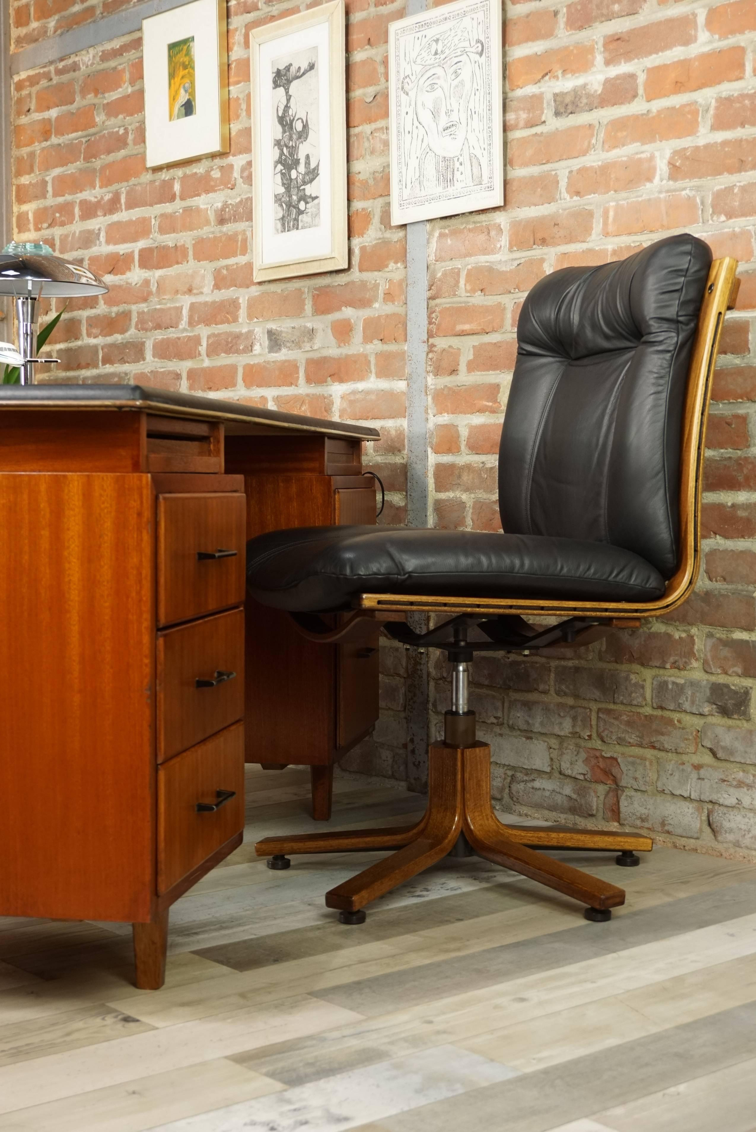 Scandinavian Design Wooden and Black Leather Swivel Office Armchair 10