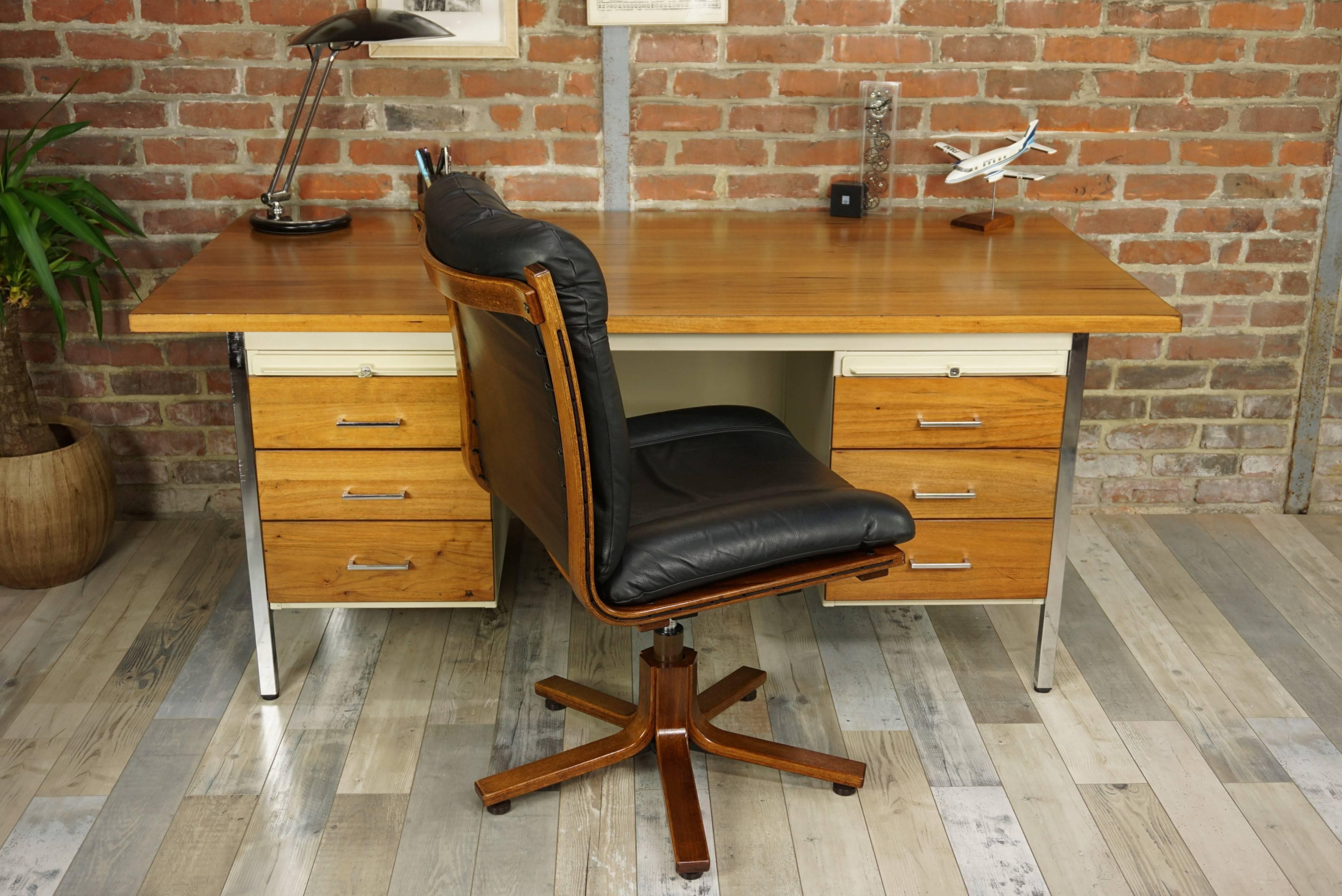 Scandinavian Design Wooden and Black Leather Swivel Office Armchair 13