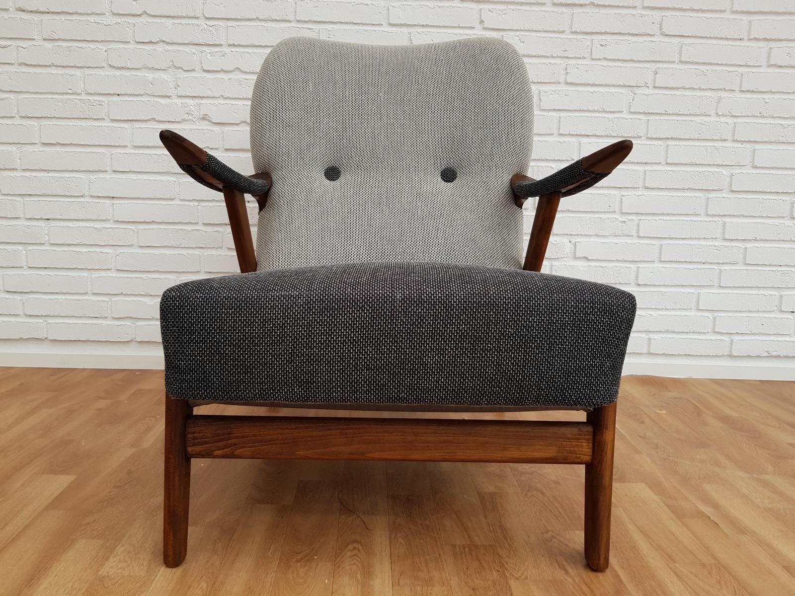 Scandinavian Armchair 1960s-1970s, Wool, Completely Restored 5