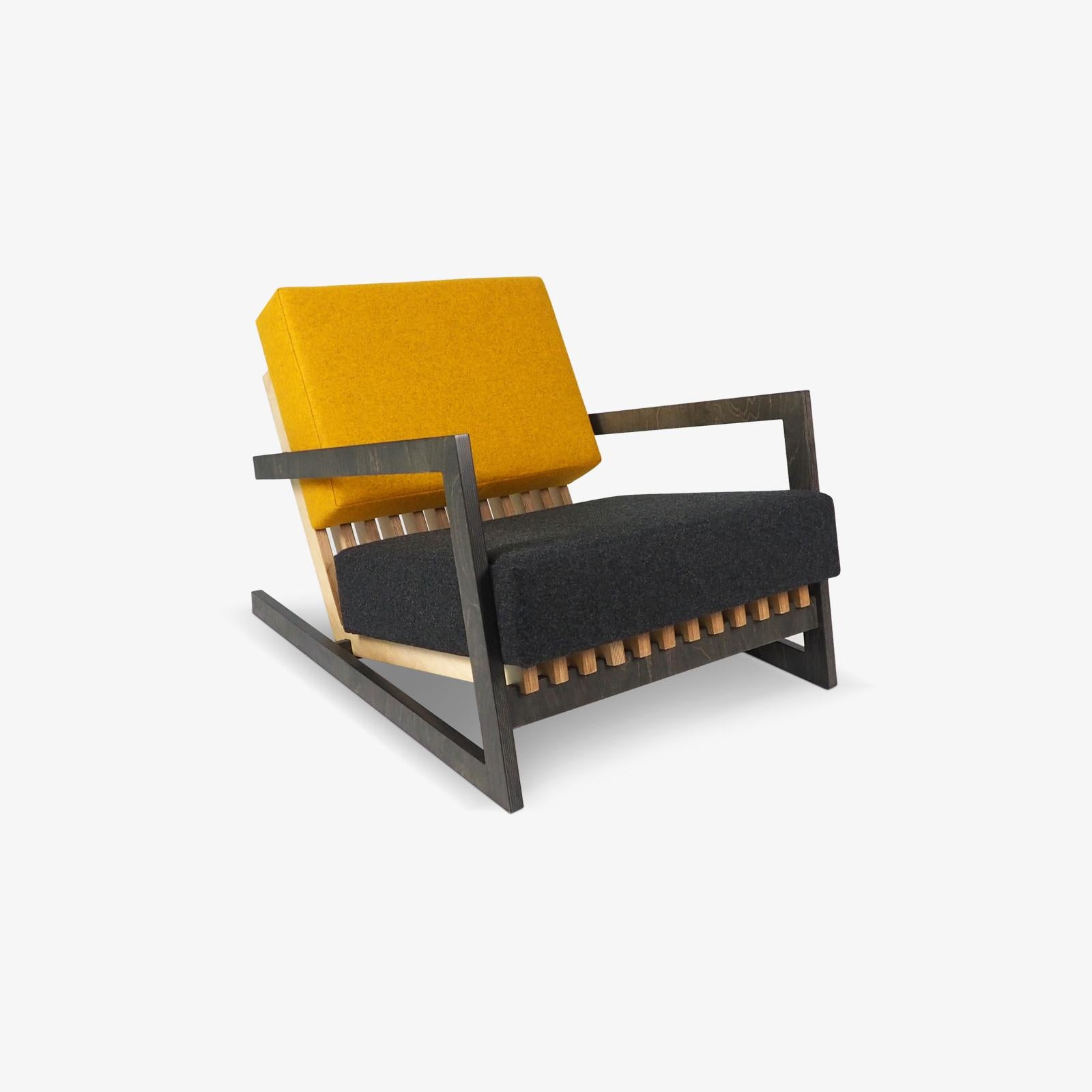 An iconic design that express the talented Nordic Design using Green Technology.
The unique arms of the chair embrace the whole piece, The minimalistic creased lines and the functional form are inspired by the New Nordic design in a culmination of