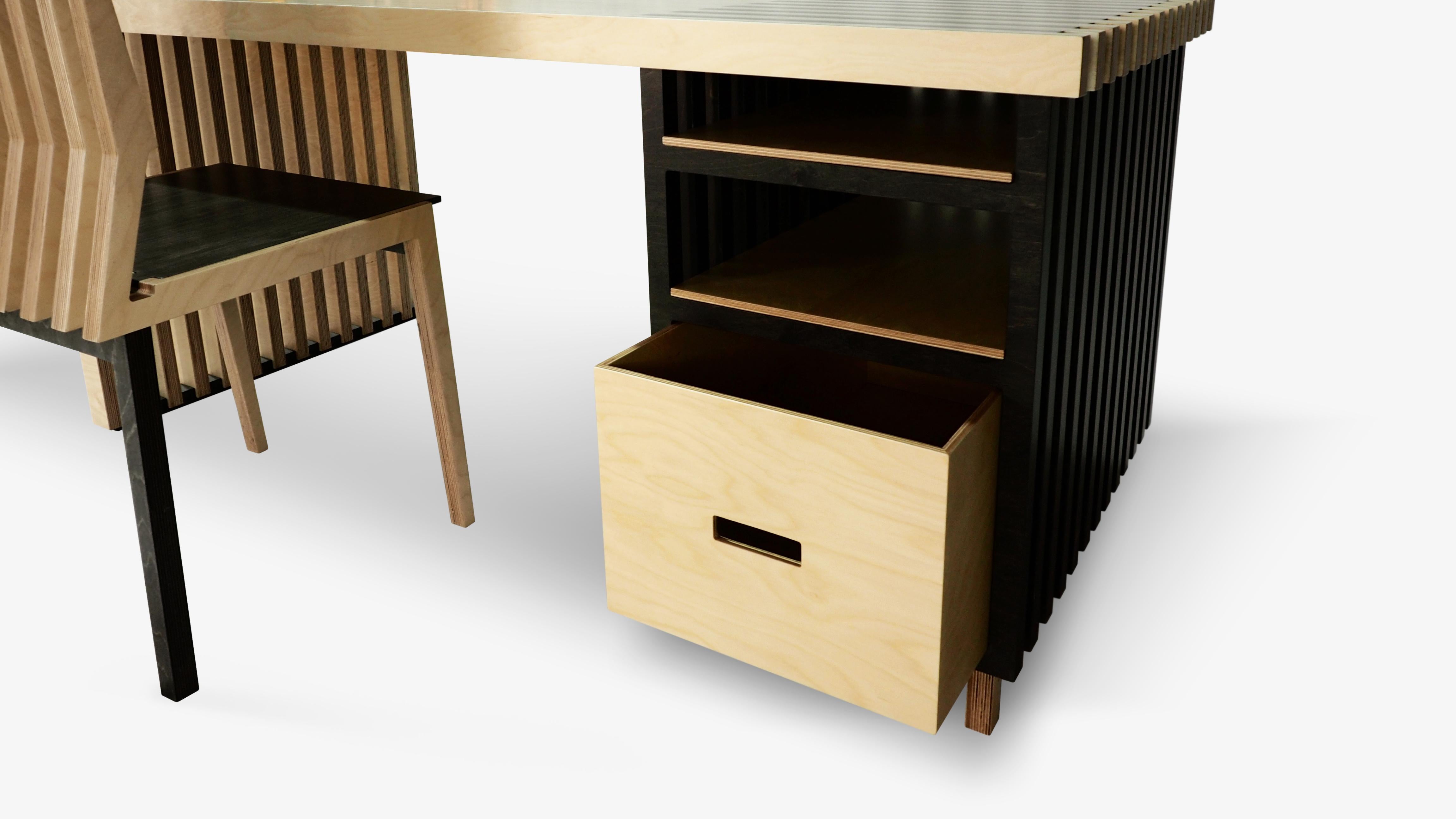 Scandinavian Designer Desk Table For Sale 7