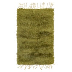 Scandinavian designer. Rya carpet in pure wool in an olive-green tone. 1960s/70s