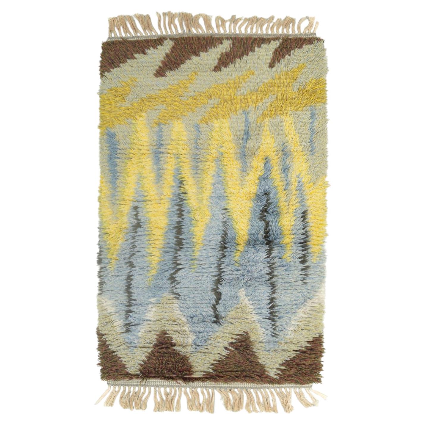 Scandinavian designer. Rya carpet in wool with a zigzag-inspired pattern.