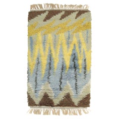 Scandinavian designer. Rya carpet in wool with a zigzag-inspired pattern.