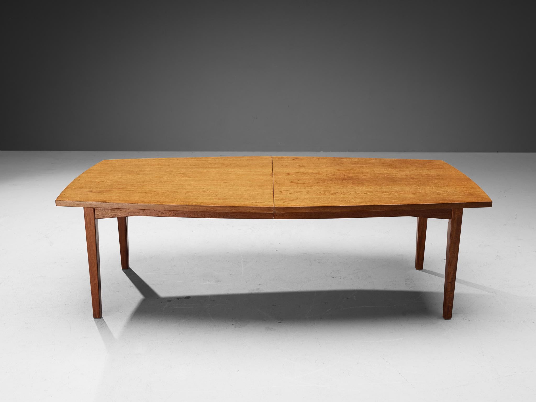 Scandinavian Dining or Conference Table in Oak  In Good Condition In Waalwijk, NL