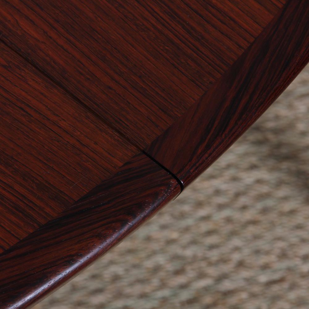 Scandinavian dining table by Henry Rosengren Hansen, 1960s im Angebot 3