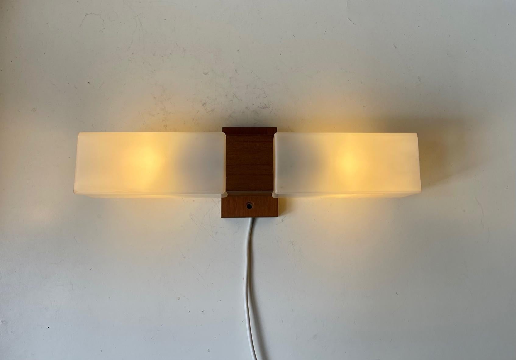 Mid-20th Century Scandinavian Double Sconce in Teak and Glass, 1960s