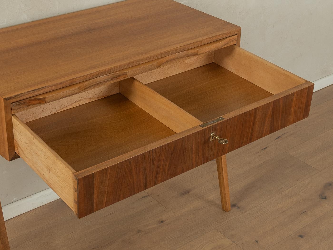Scandinavian Dressing Table, 1950s For Sale 2