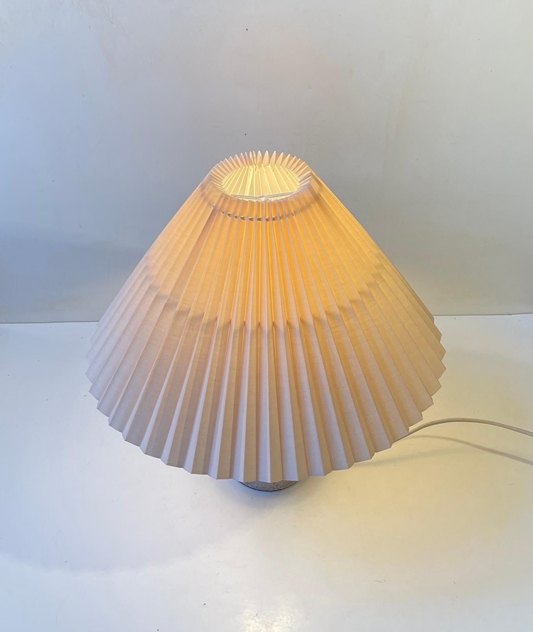 Scandinavian Dusty Glazed Stoneware Table Lamp, 1970s In Good Condition For Sale In Esbjerg, DK