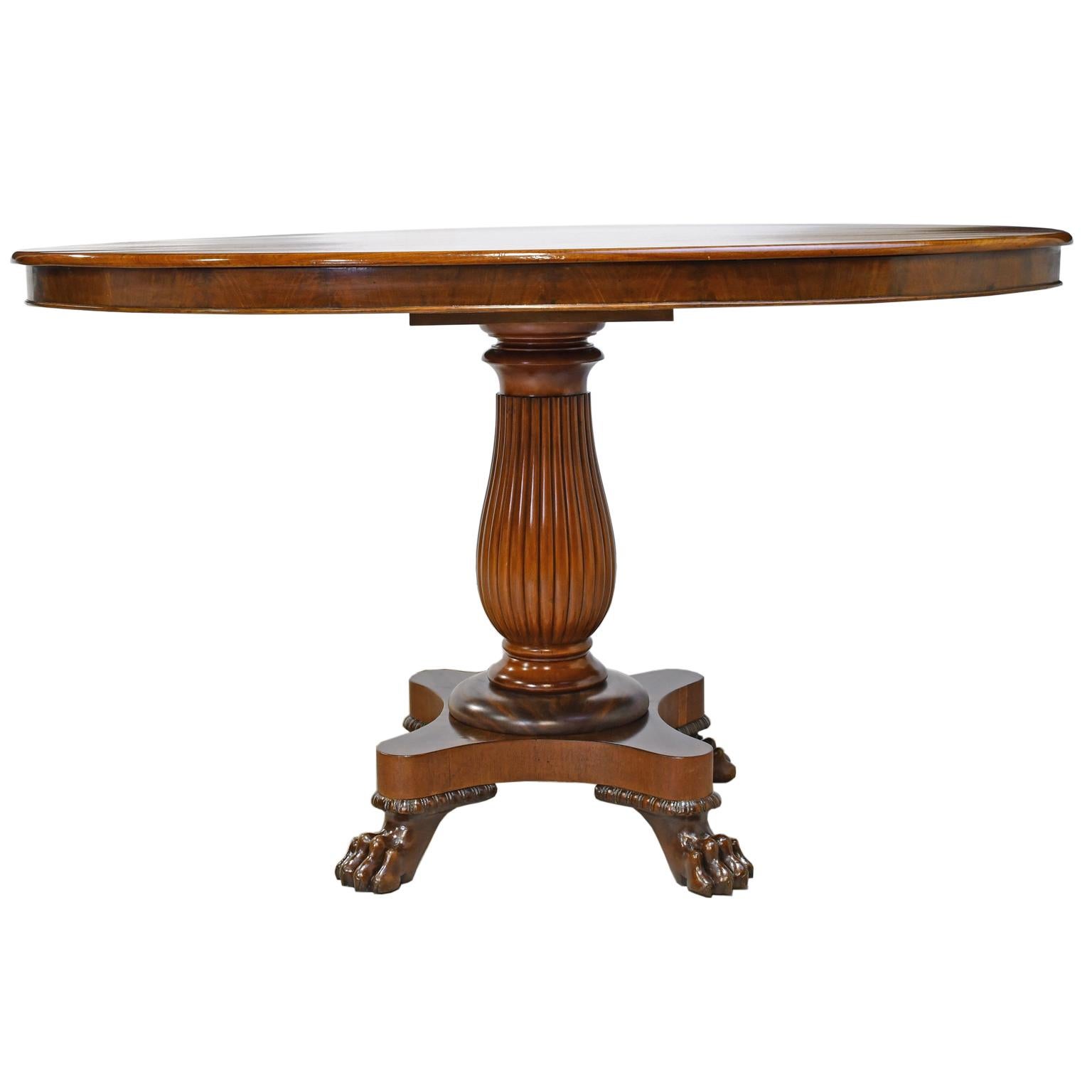 Empire Pedestal Table in West Indies Mahogany w/ Oval Top, Denmark, circa 1825 In Good Condition In Miami, FL