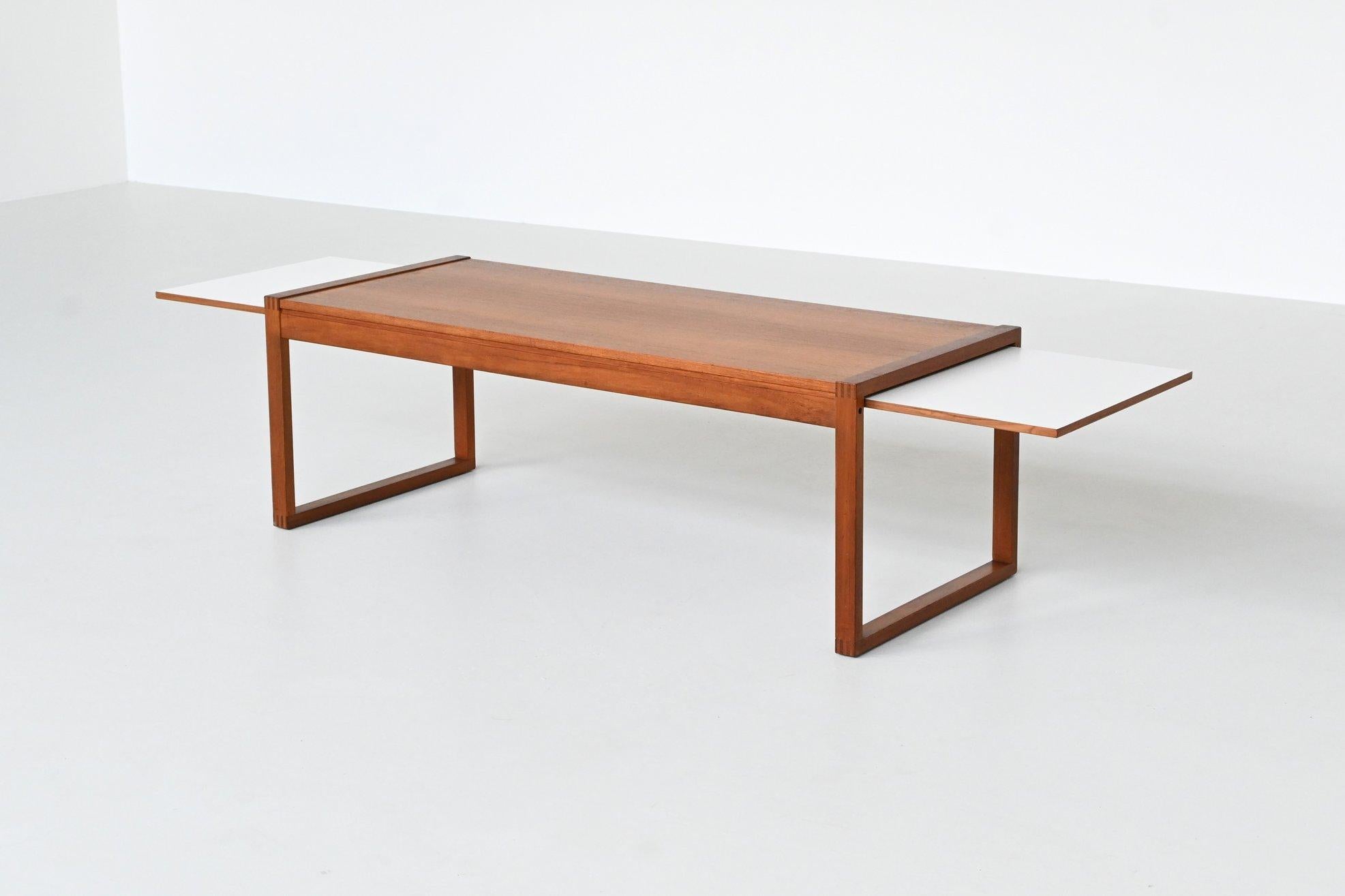 Scandinavian Modern Scandinavian extendable coffee table in teak and white Denmark 1960