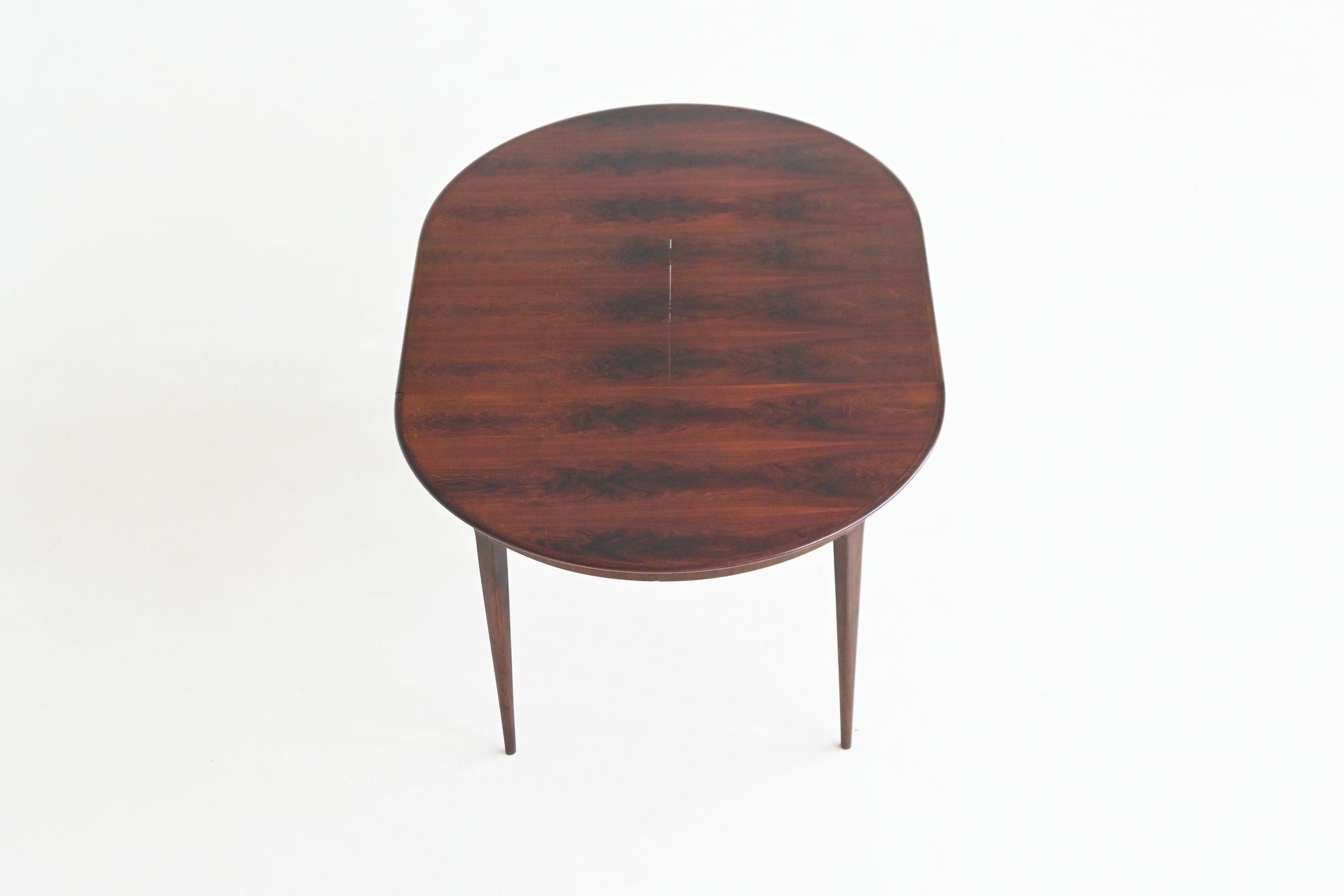 Table de salle à manger à rallonge scandinave en bois de rose Milieu du siècle Danemark 1960 en vente 8