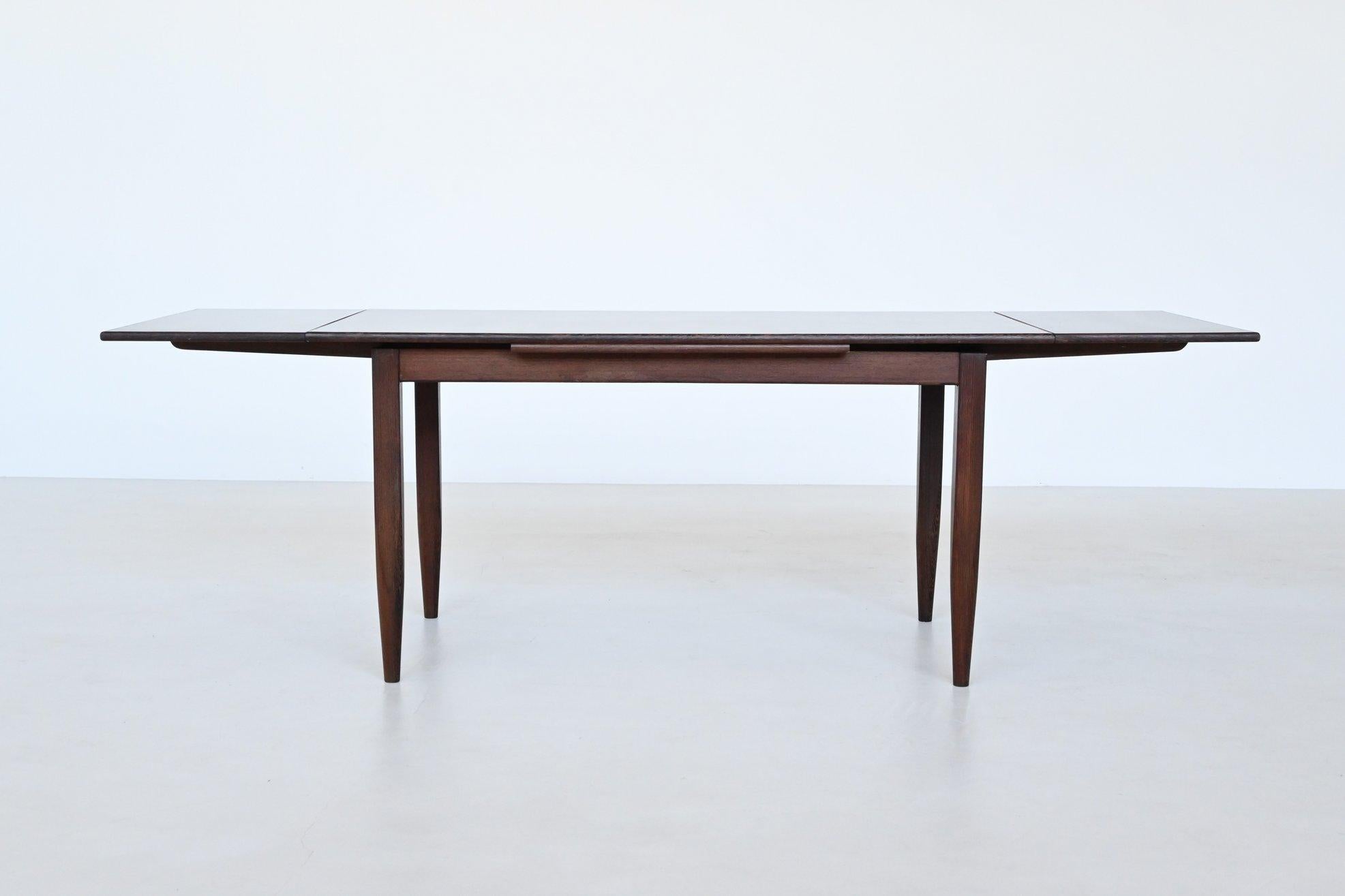 Mid-Century Modern Scandinavian extendable dining table in wenge Denmark 1960 For Sale