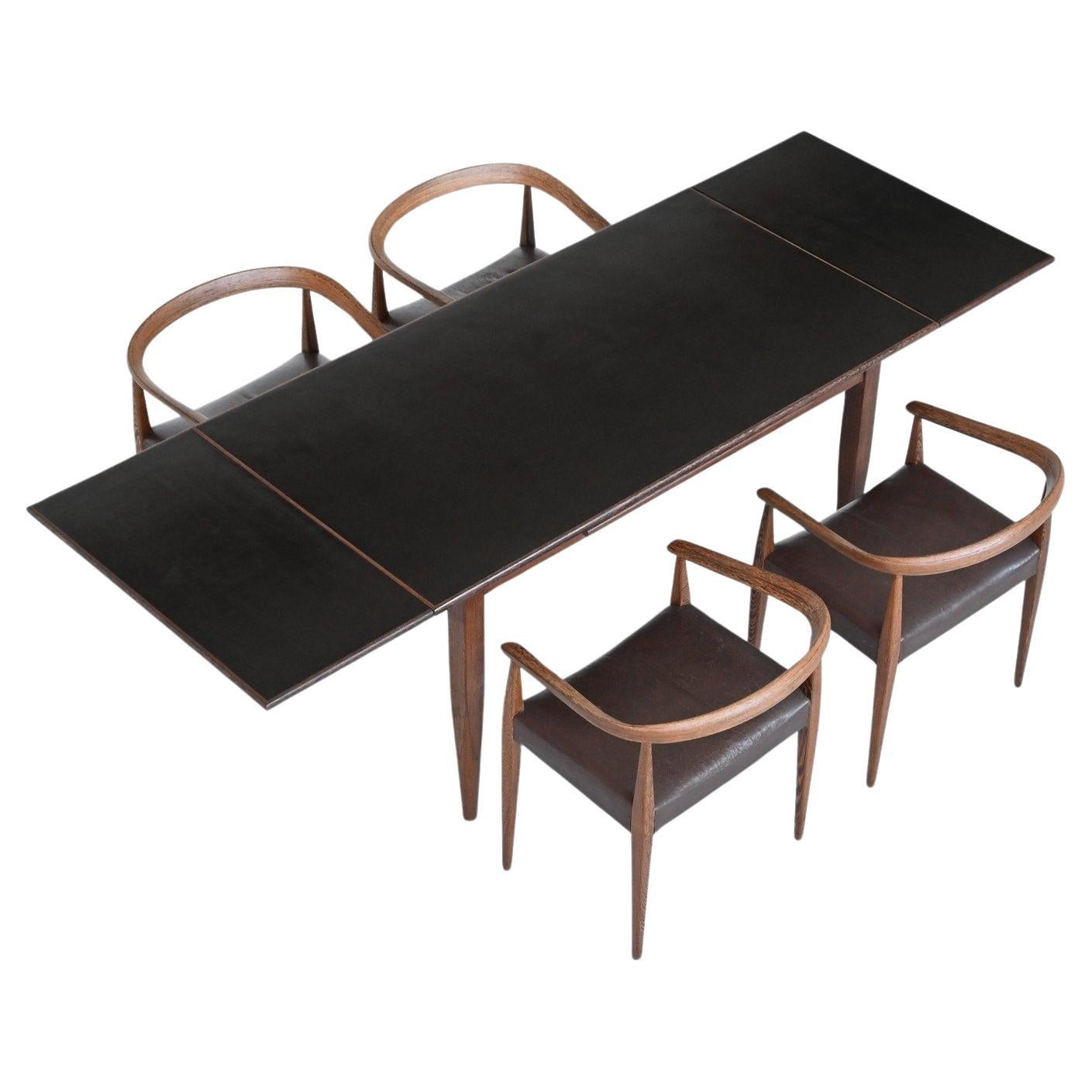 Scandinavian extendable dining table in wenge Denmark 1960 For Sale