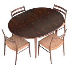 Vintage Scandinavian extendable dining table oval in rosewood Denmark 1960