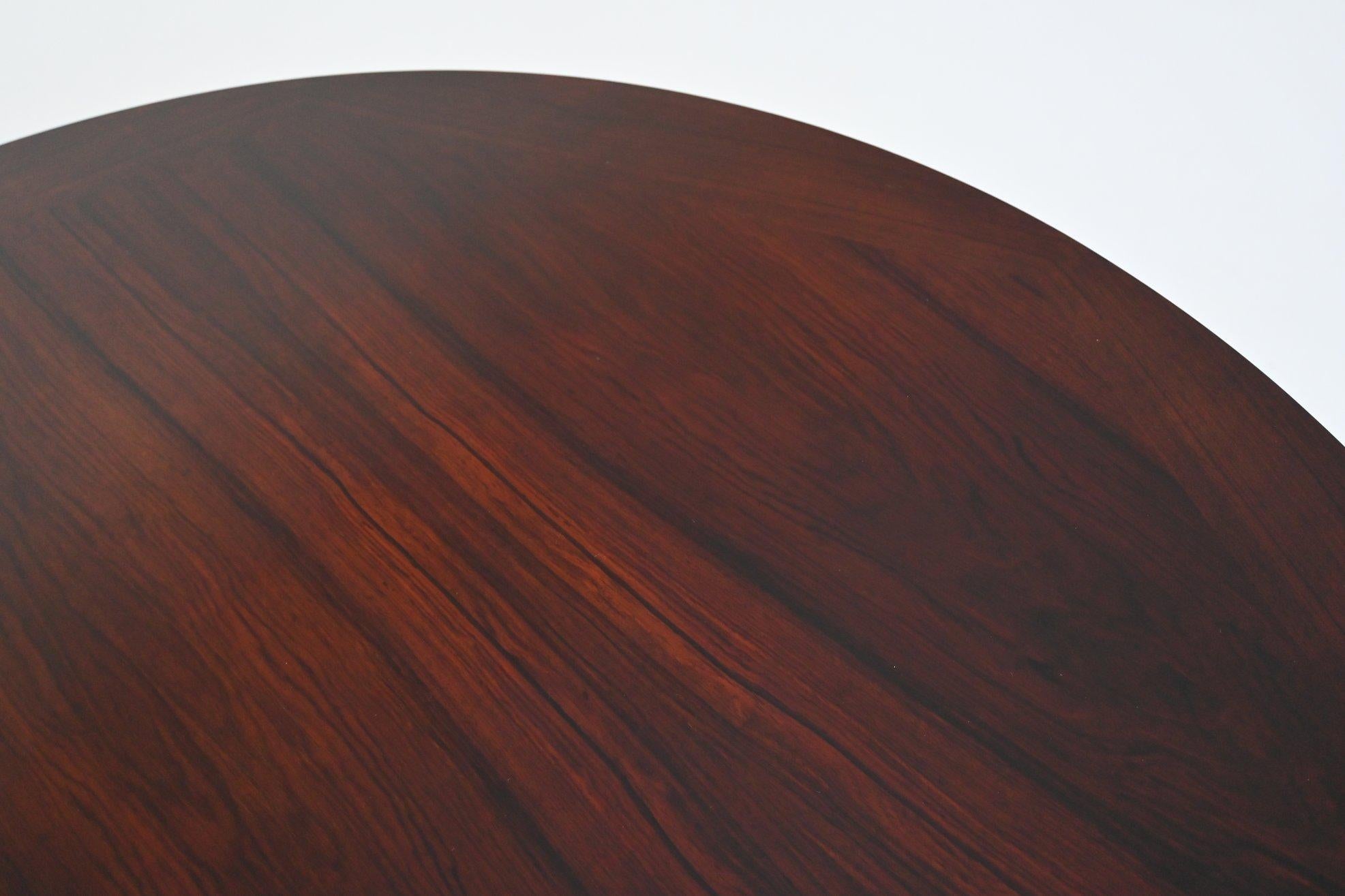 Scandinavian extendable oval shaped dining table rosewood Denmark 1960 6