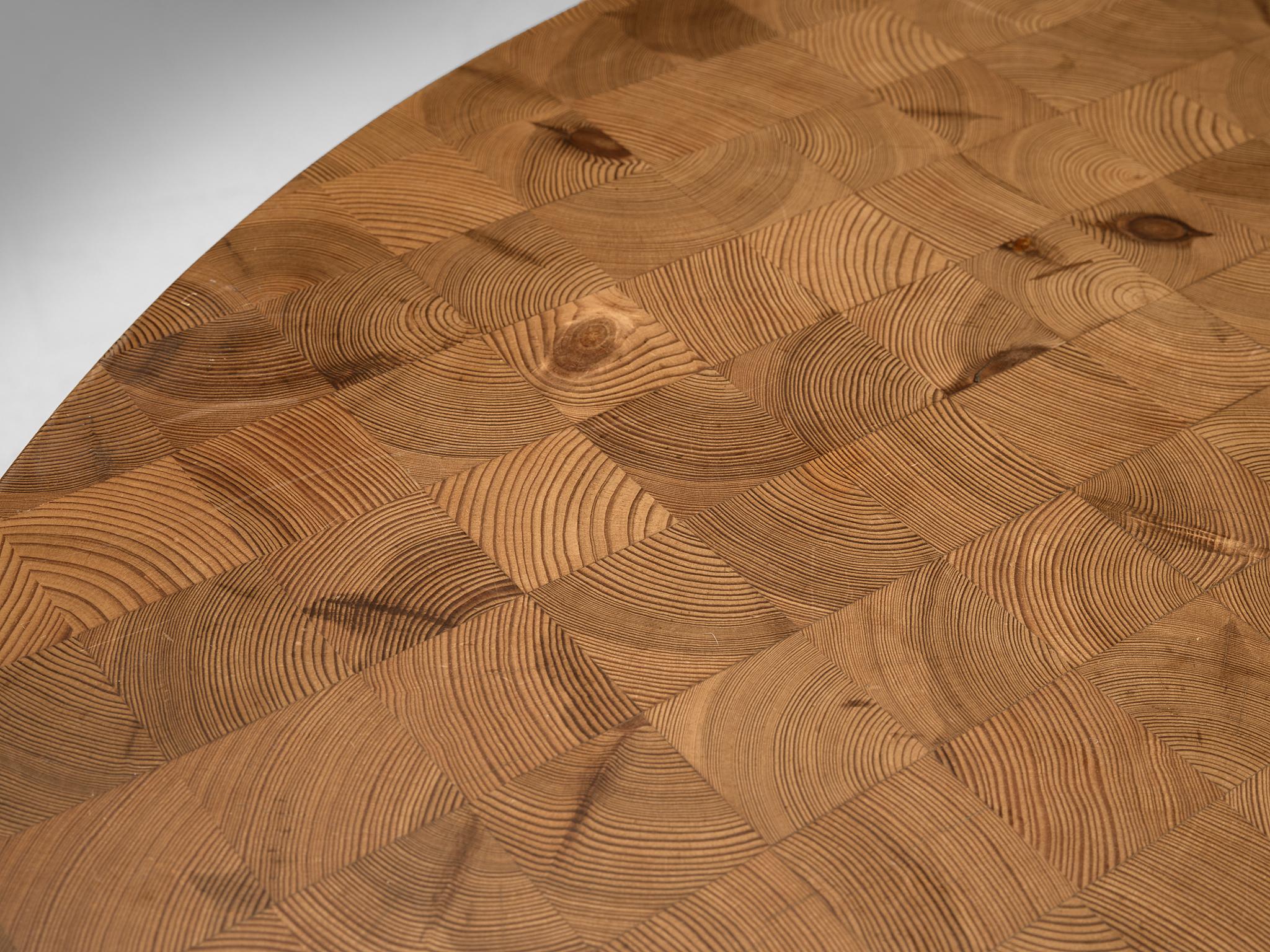 Scandinavian Extendable Pine End-Grain Table 2