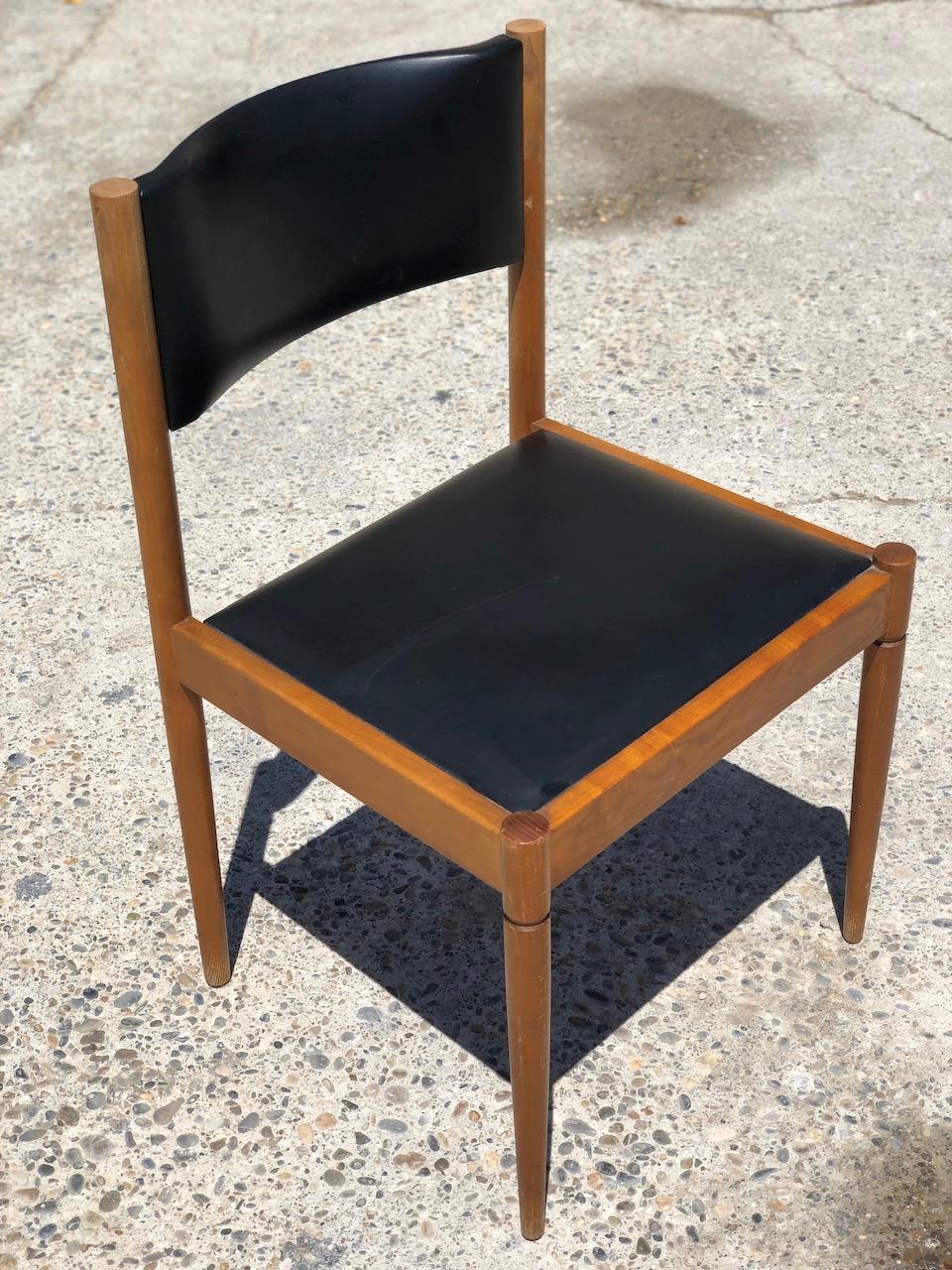 Danois  Ensemble scandinave de table et 6 chaises extensibles en teck, 1965 en vente