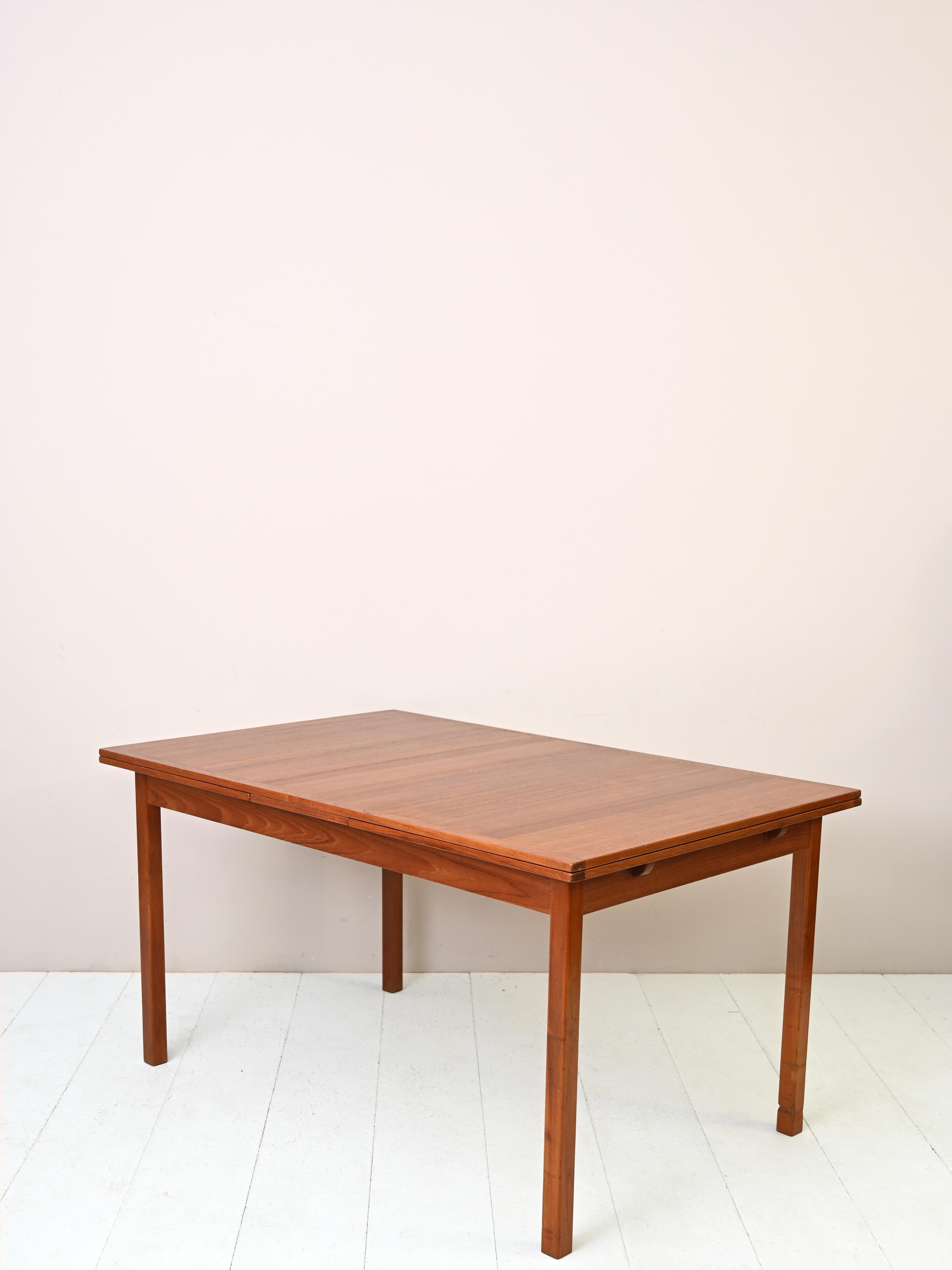 Scandinavian Modern Scandinavian Extendable Teak Table For Sale