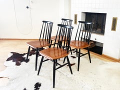 Scandinavian Fannet Spindle Chairs by Tapiovaara w/ Curved Teak Seats 60s - 4pcs