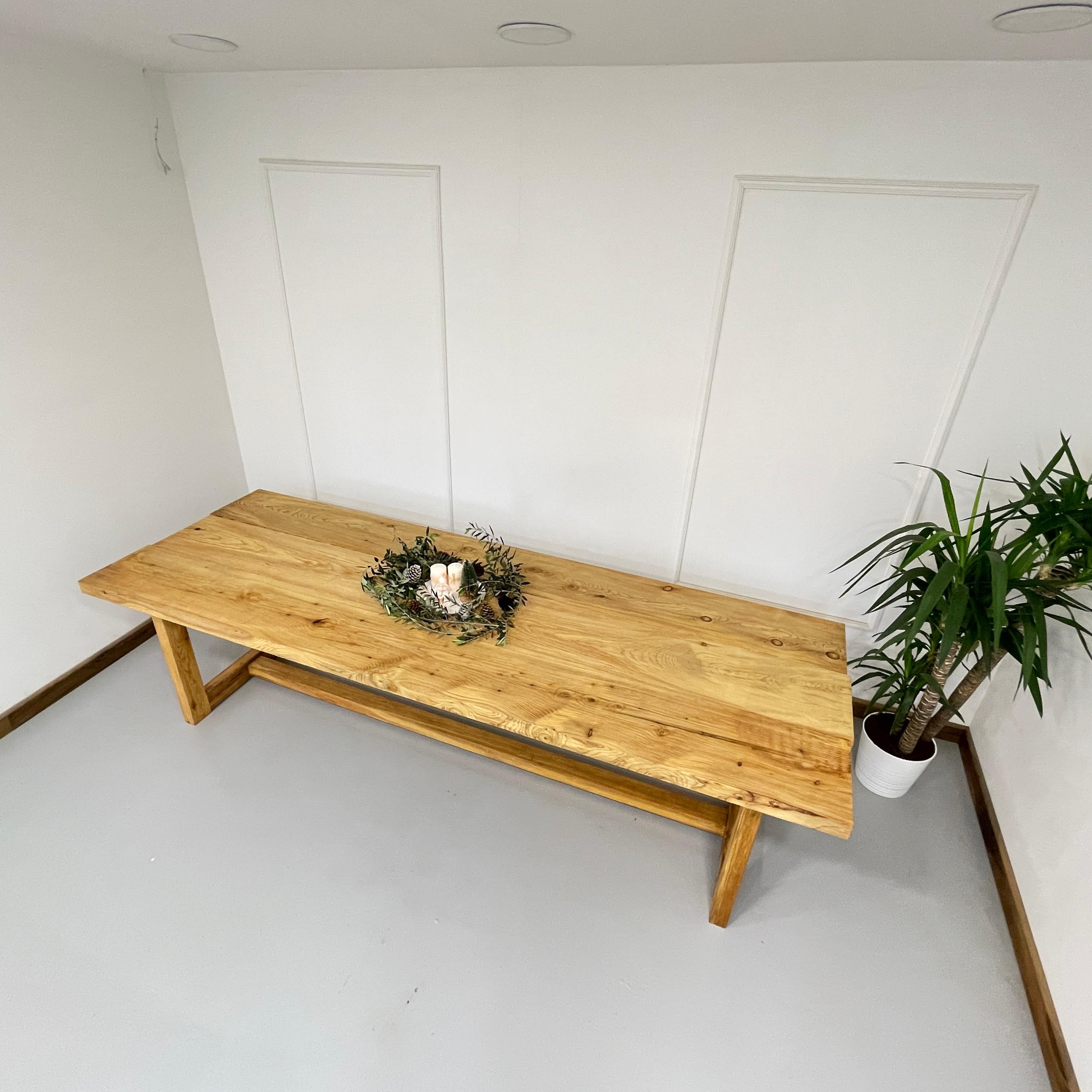 Scandinavian Farmhouse Dining Table in Solid Cedar Wood For Sale 1