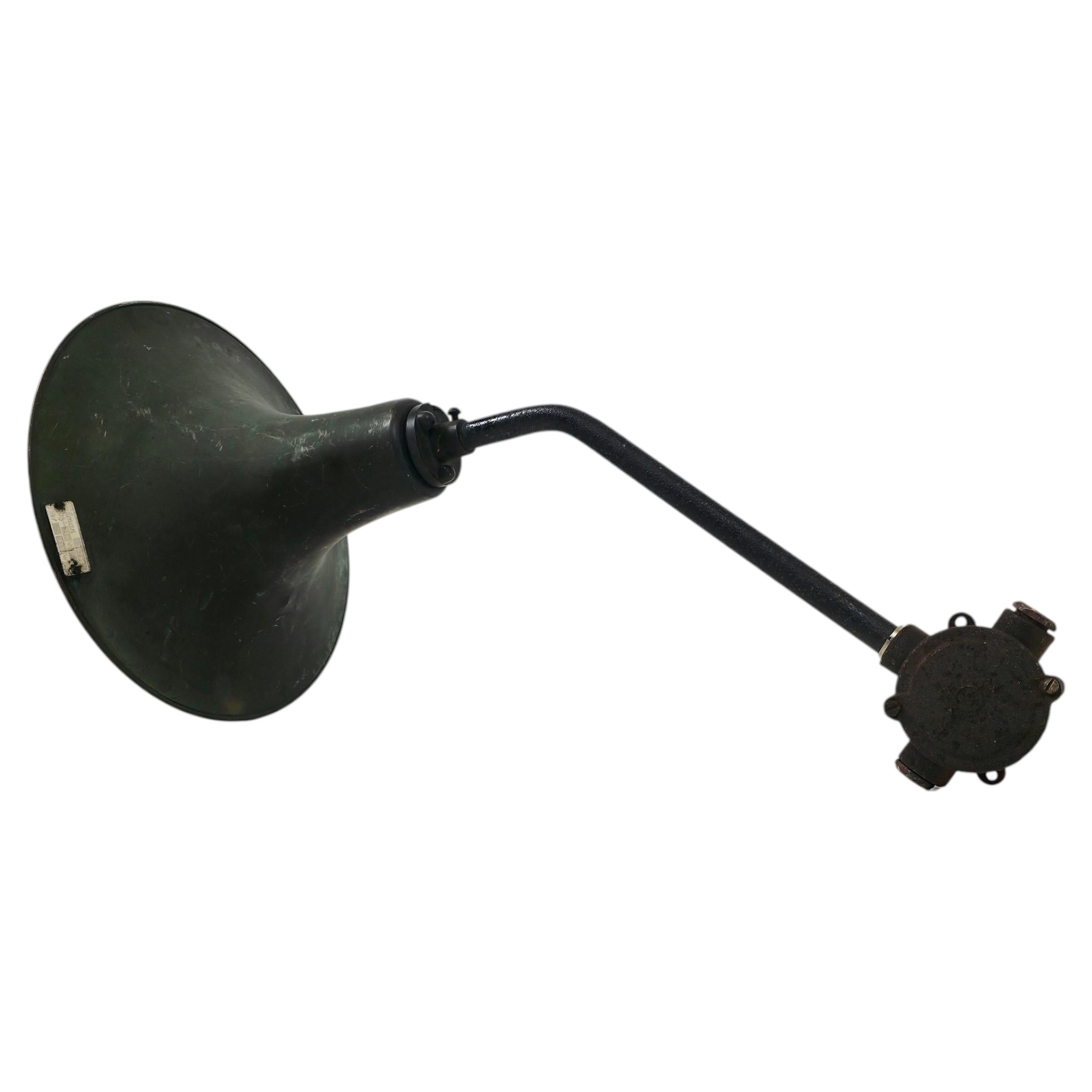 Scandinavian/Finnish Modern Idman Model 70255 Wall Lamp, Finland, circa 1940 For Sale