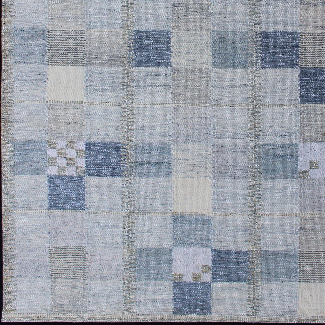 Scandinavian Modern Scandinavian Style Flat-Weave Design Rug with Checkerboard Design in Gray, Blue For Sale