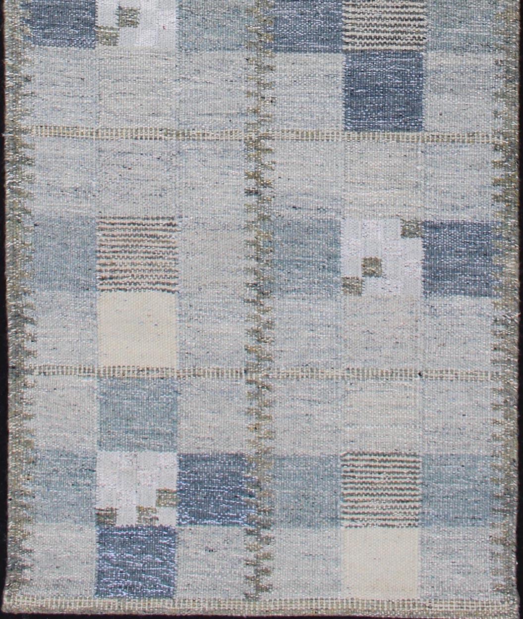 Scandinavian Modern Scandinavian Style Flat-Weave Design Rug with Checkerboard Design in Gray, Blue For Sale