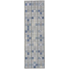 Scandinavian Flat-Weave Design Runner with Checkerboard Pattern in Modern Colors