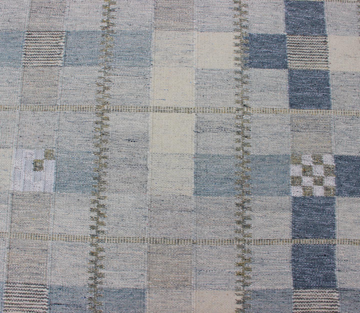 Customizable Modern Scandinavian flat-weave Runner in Gray, Taupe and blue  In New Condition For Sale In Atlanta, GA