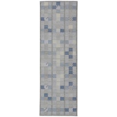 Tapis de couloir scandinave moderne à tissage plat personnalisable en gris, taupe et bleu 