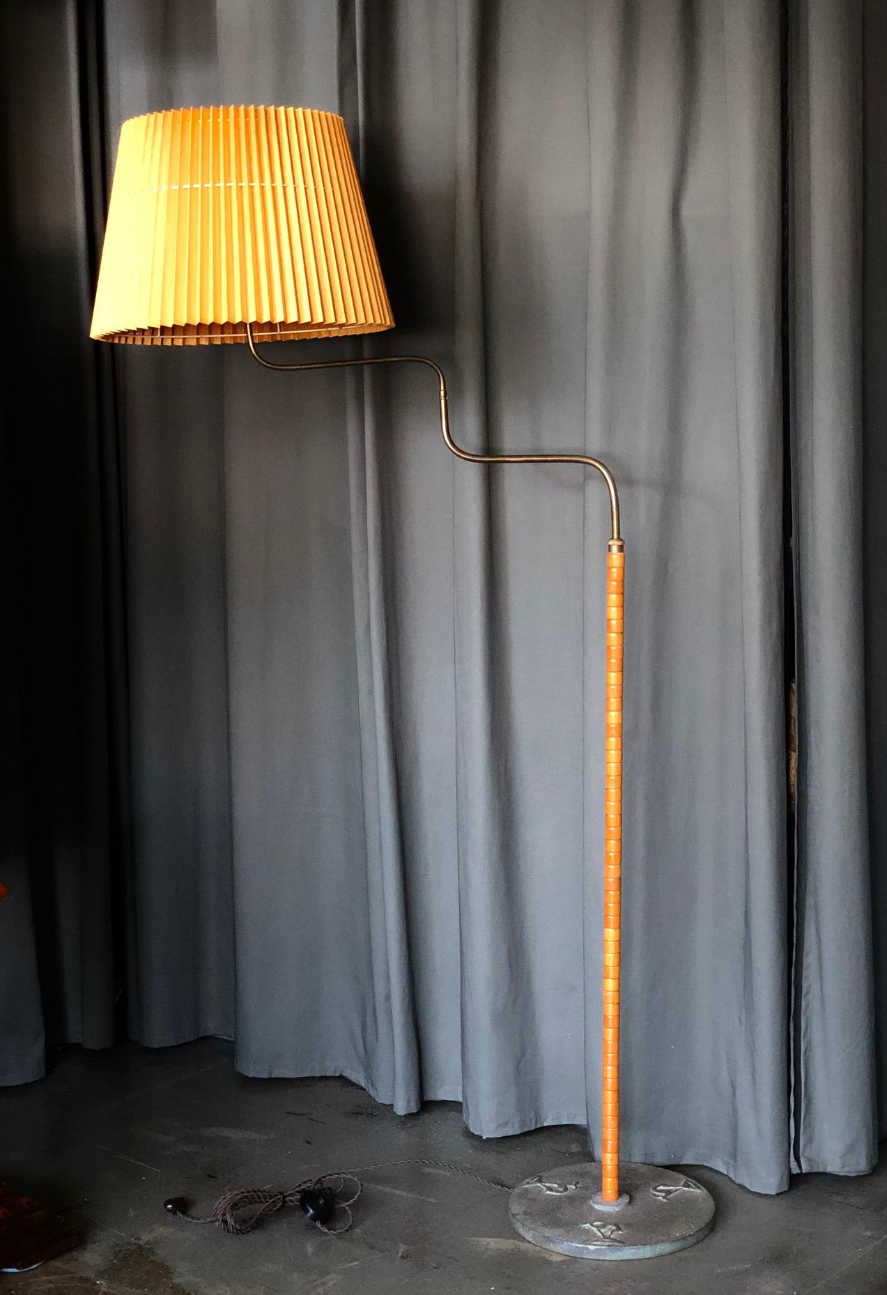 scandanavian floor lamps