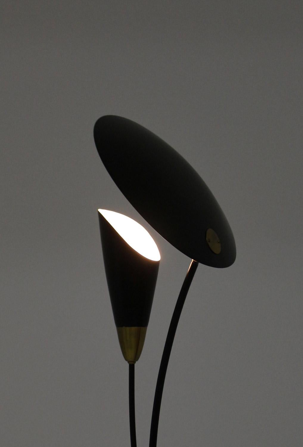 Scandinavian Floor Lamp in Metal and Brass by Einar Bäckström 4