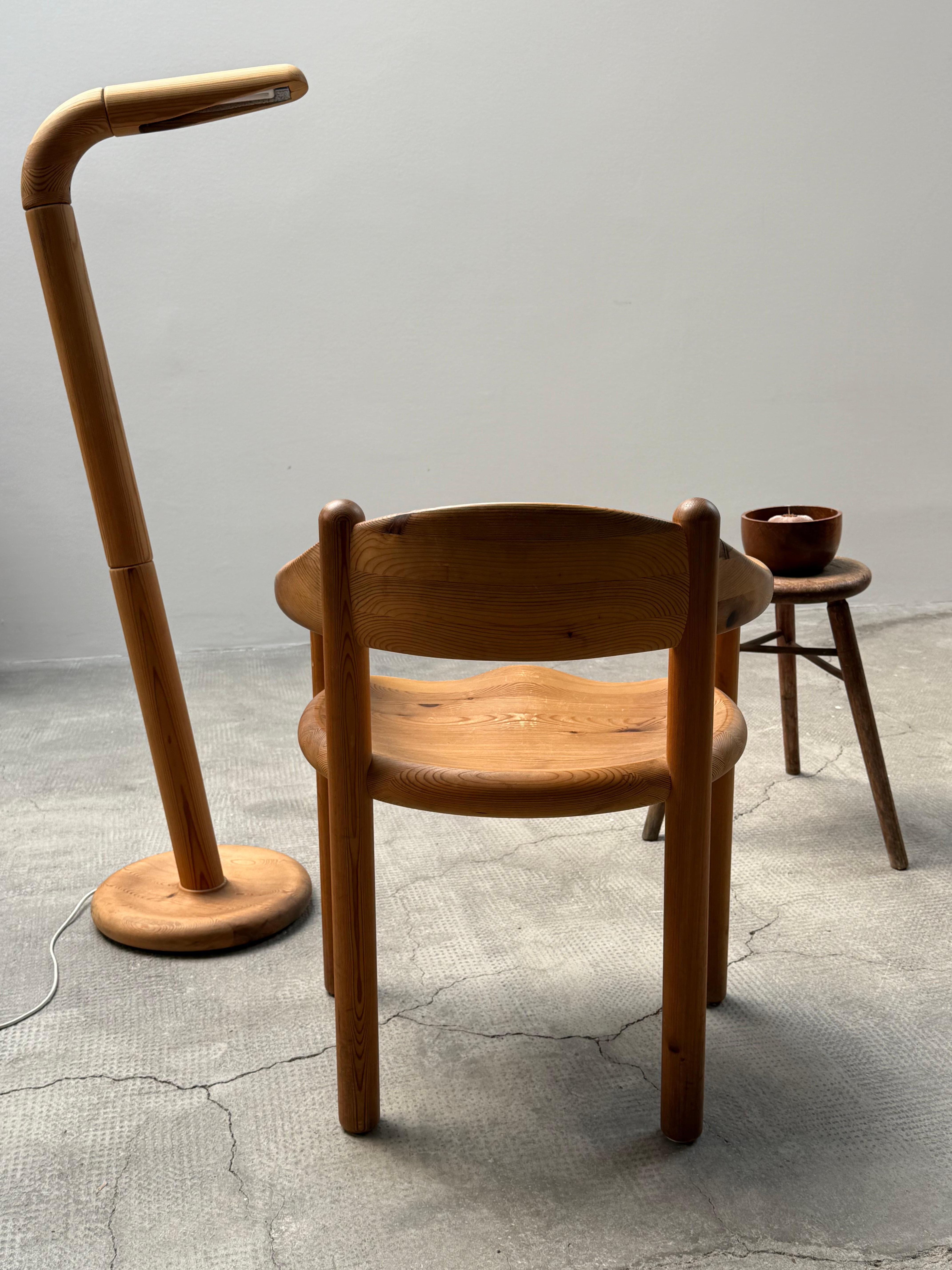 SCANDINAVIAN FLOOR LAMP IN PINE WOOD IN THE STYLE OF RAINER DAUMILLER, 1970s For Sale 8