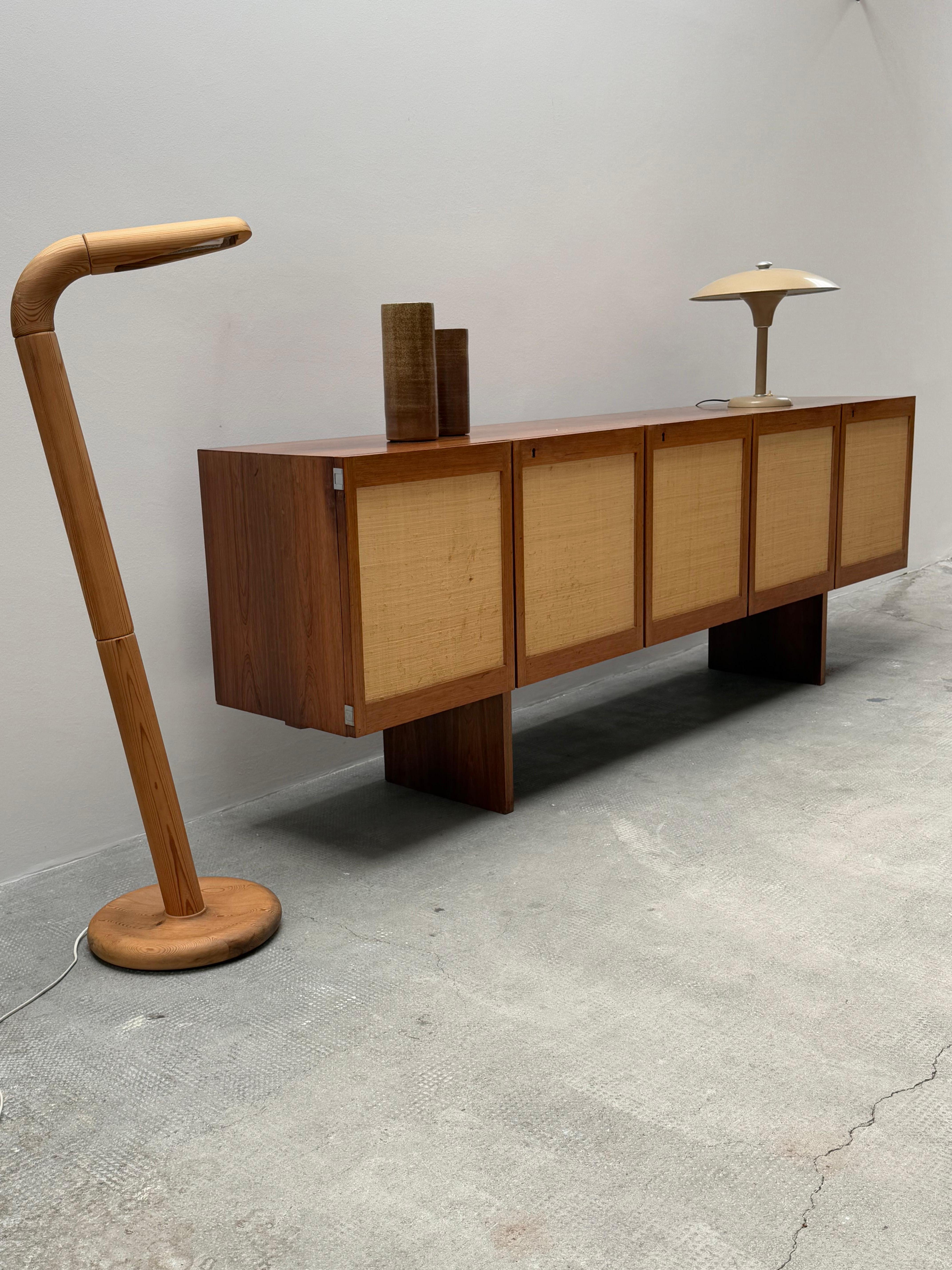 SCANDINAVIAN FLOOR LAMP SOLID PINE WOOD IN THE STYLE OF RAINER DAUMILLER 1970s For Sale 13