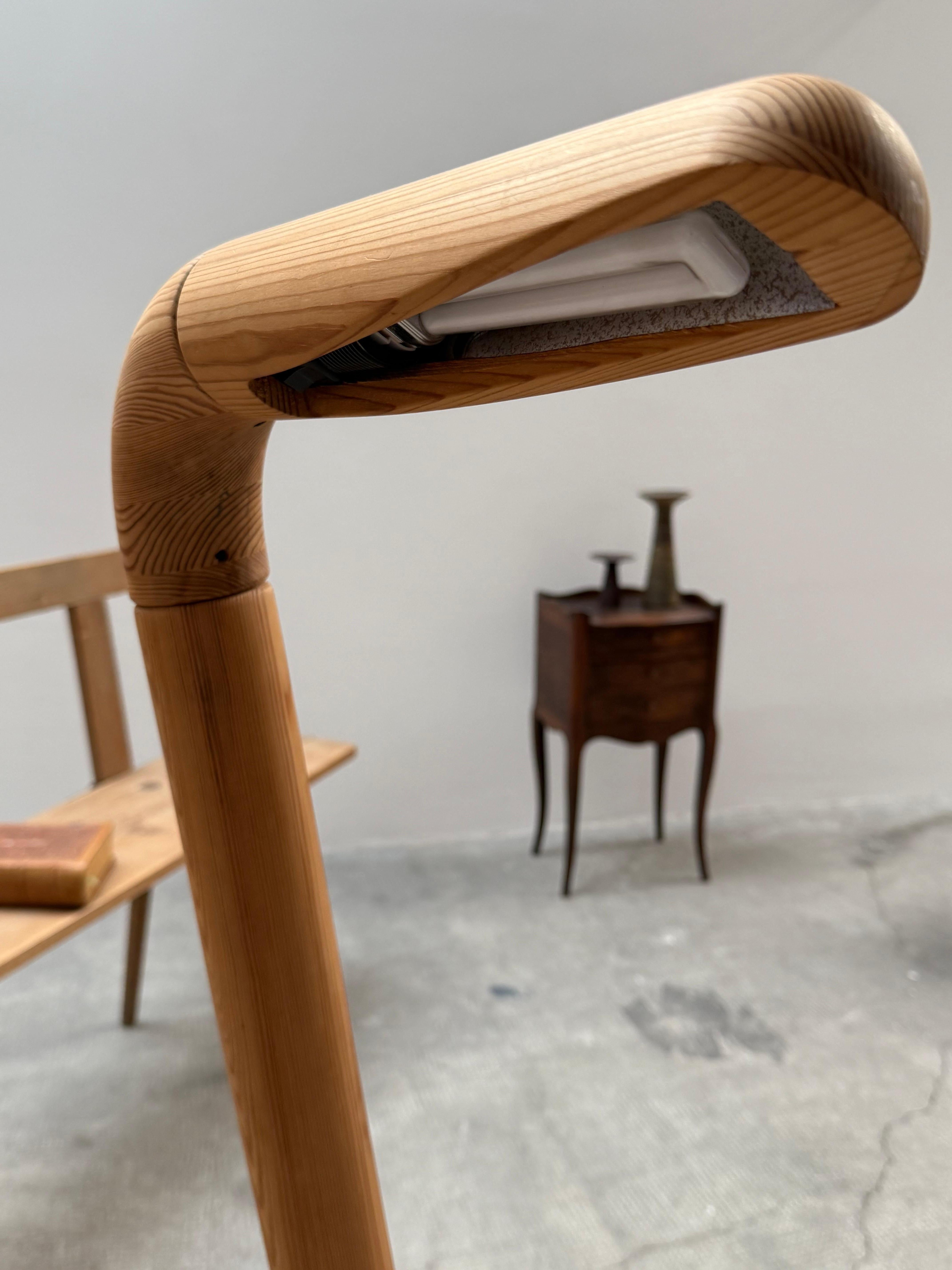 SCANDINAVIAN FLOOR LAMP SOLID PINE WOOD IN THE STYLE OF RAINER DAUMILLER 1970s For Sale 1