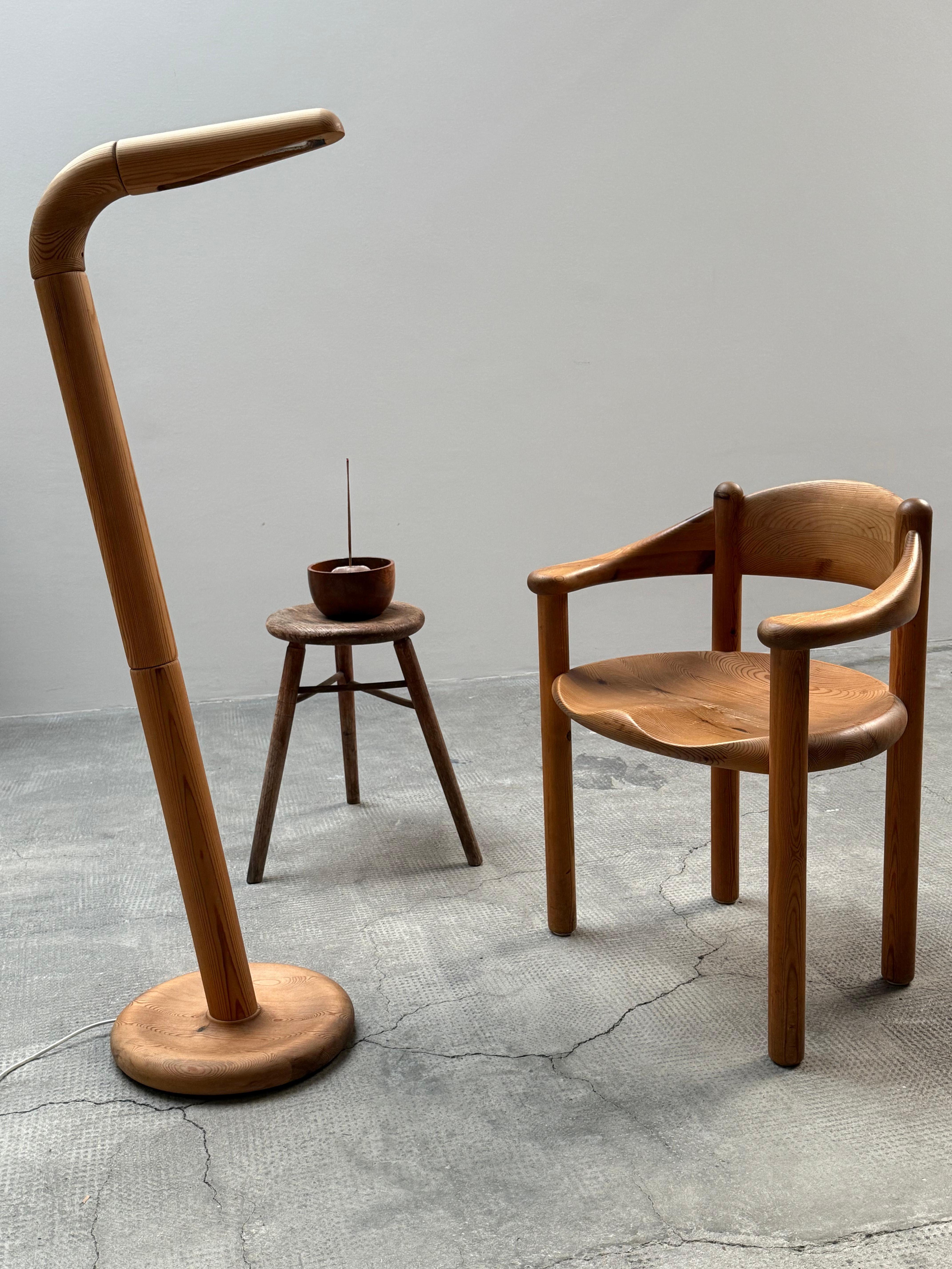 SCANDINAVIAN FLOOR LAMP SOLID PINE WOOD IN THE STYLE OF RAINER DAUMILLER 1970s For Sale 2