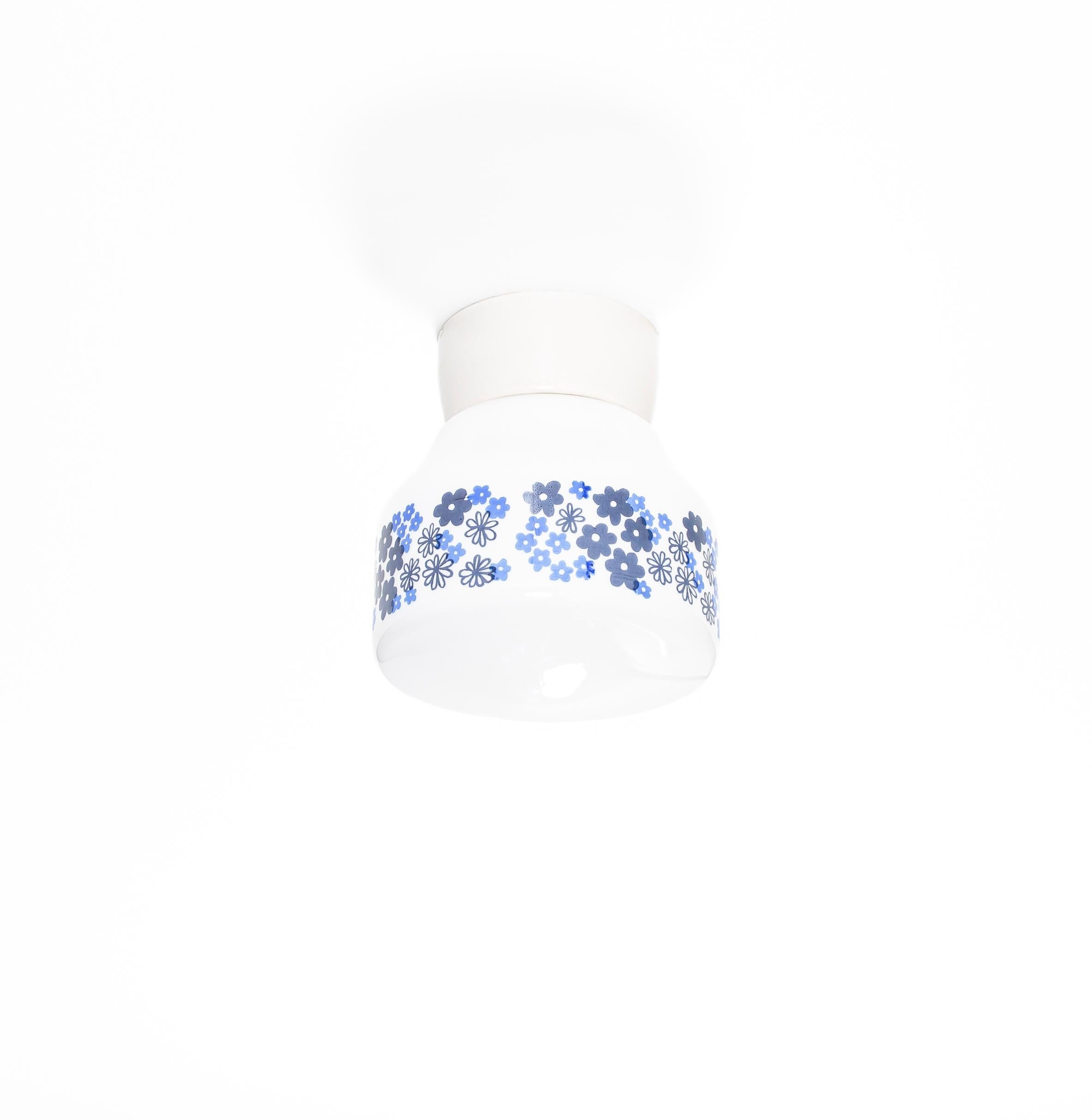 Scandinavian Flush Mount Ceiling Light, 1950s In Good Condition For Sale In Oslo, NO