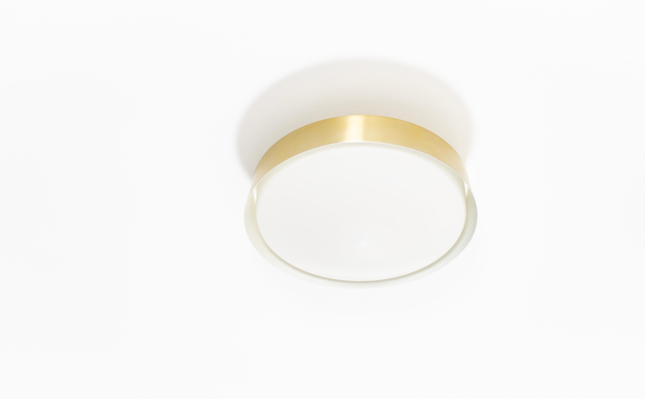 Scandinavian Flushmount Ceiling Lamp, 1950s Bon état - En vente à Oslo, NO