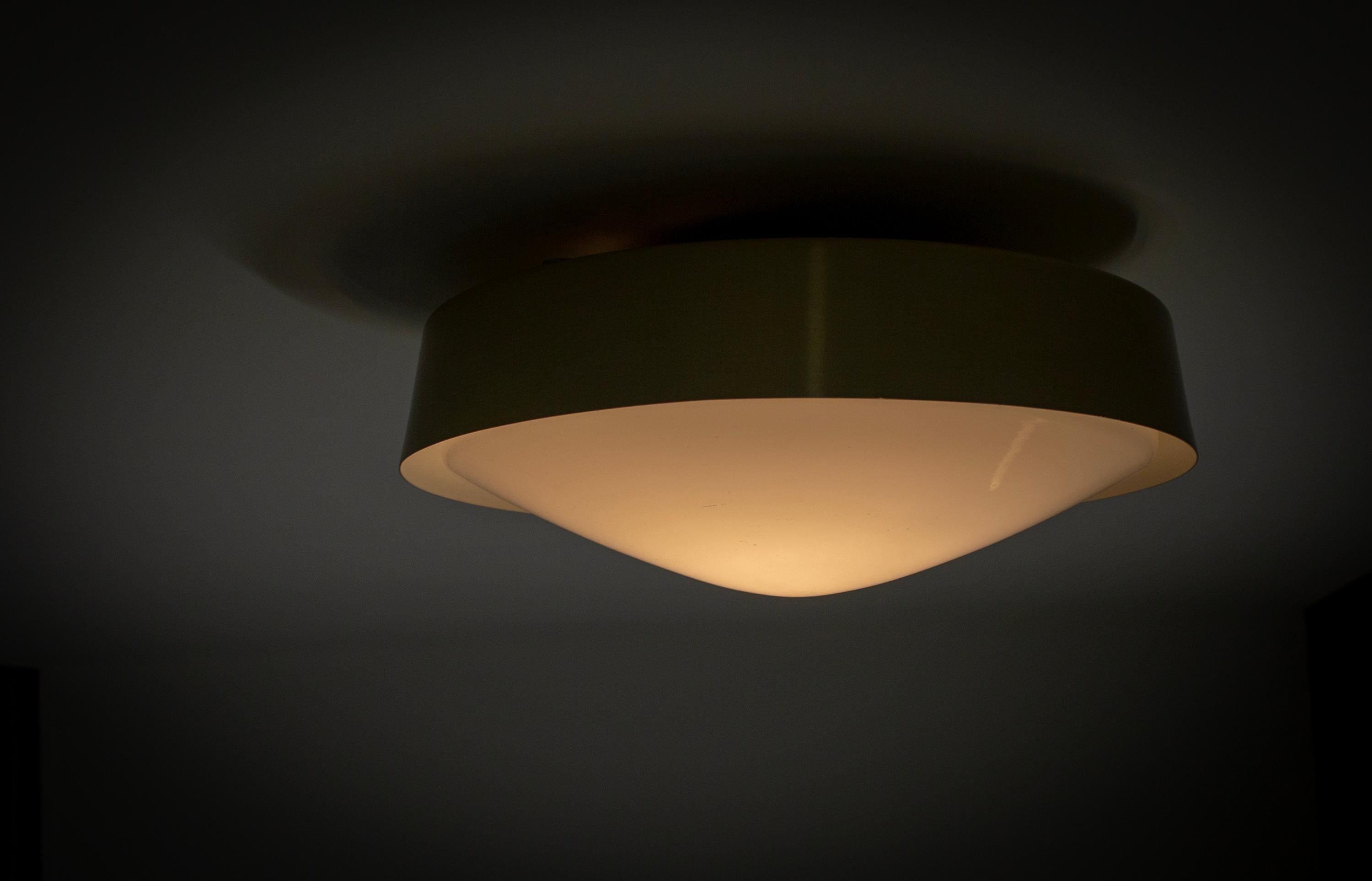 Scandinavian Flushmount Ceiling Lamp, 1950s en vente 2