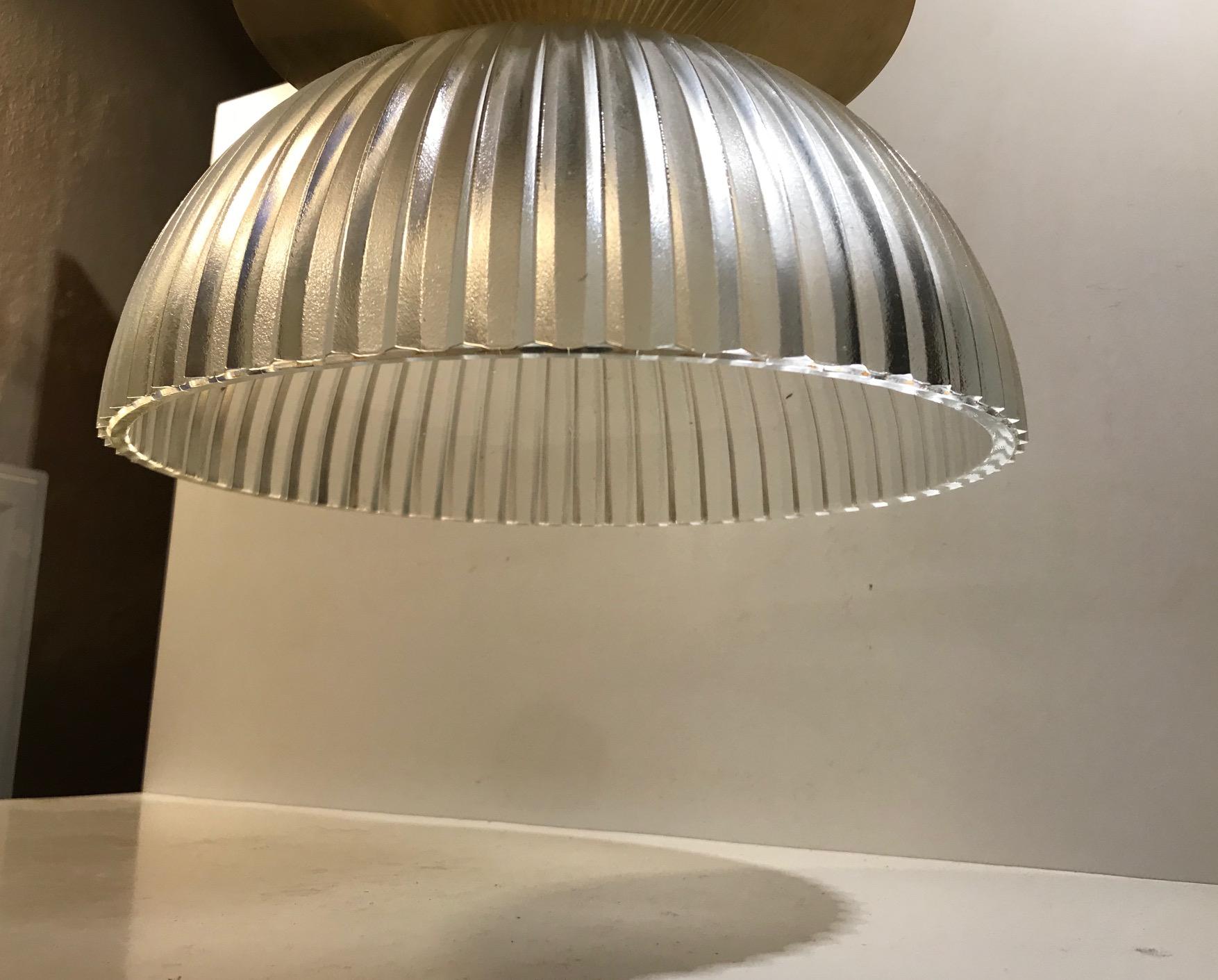 Scandinavian Fluted Glass and Brass Ceiling Lamp, 1970s In Good Condition For Sale In Esbjerg, DK